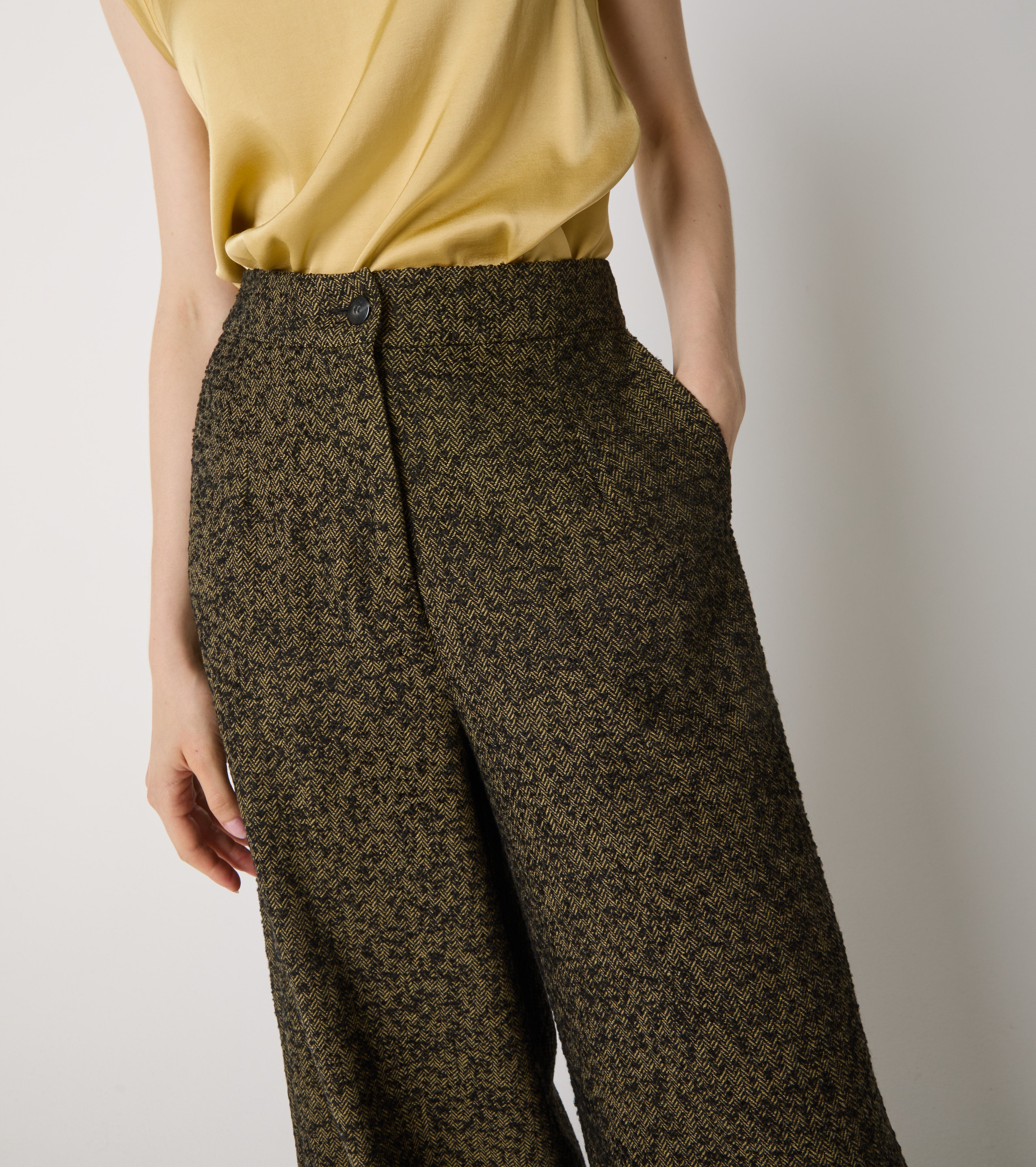 Pantaloni in cotone chevron con pinces