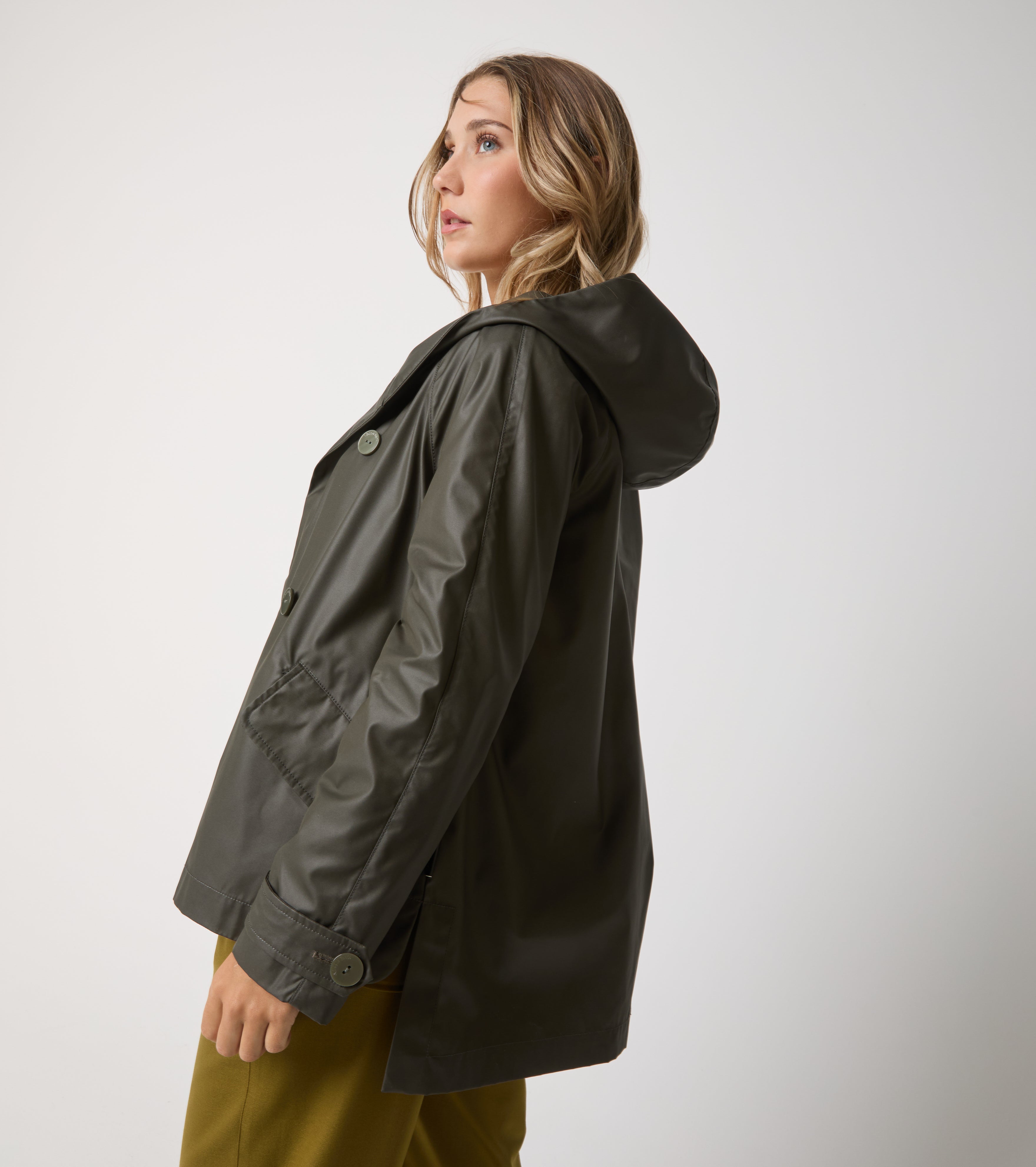 Parka corto con cappuccio