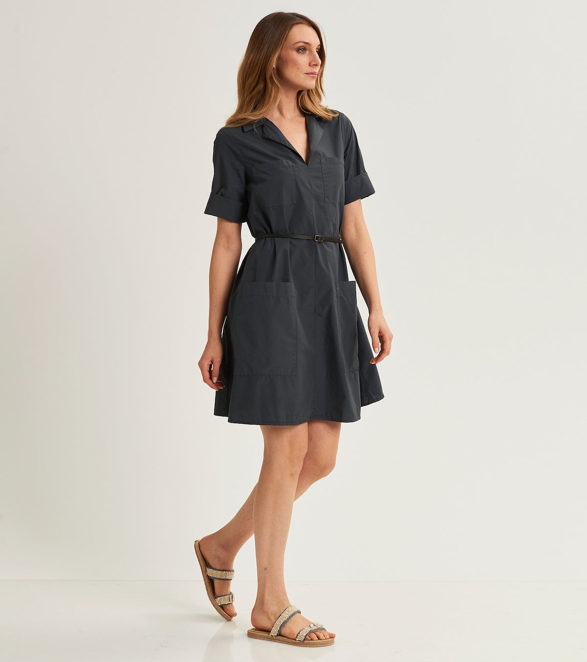 Dress with three-quarter sleeves