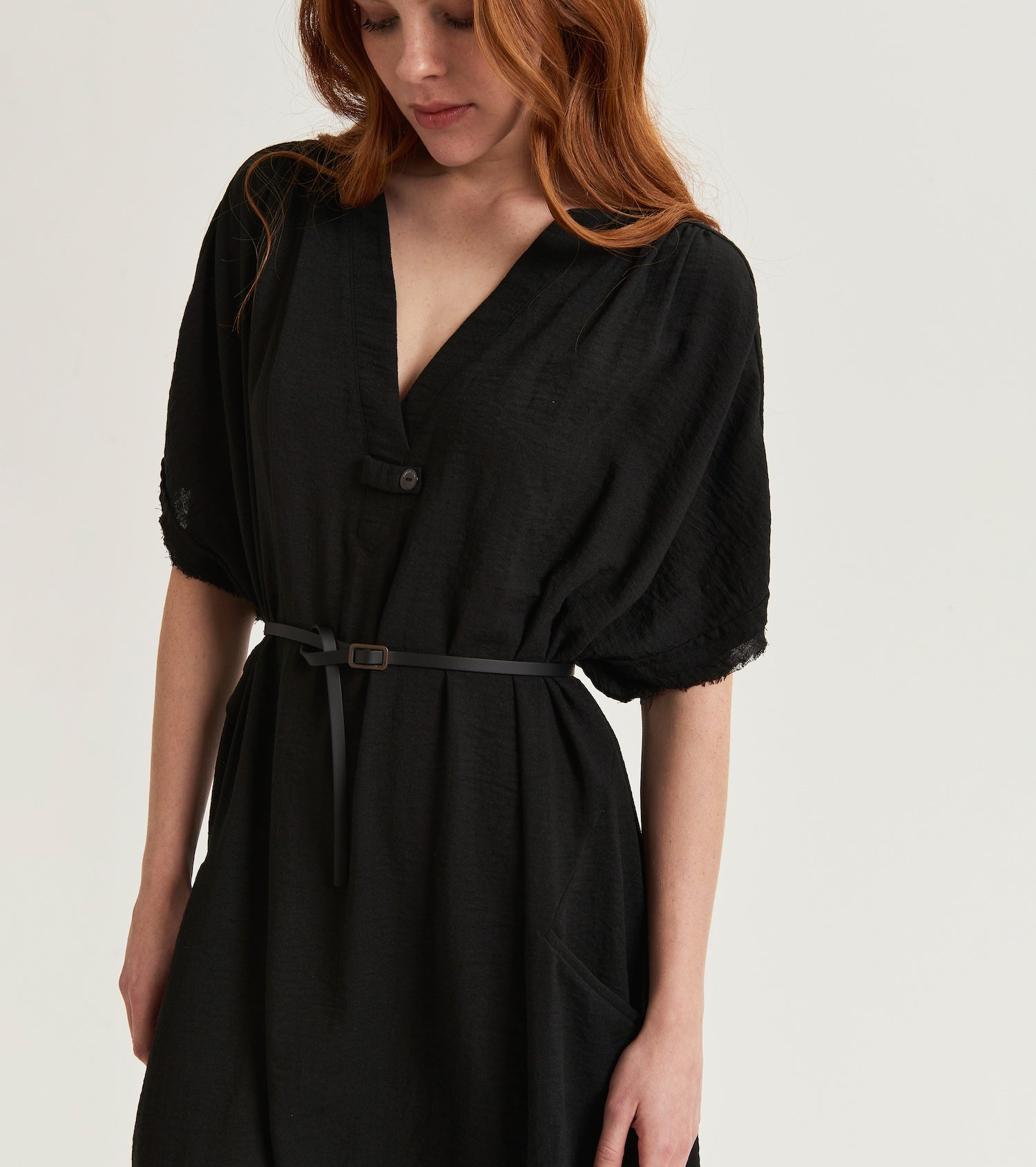V-neck dress with short sleeves