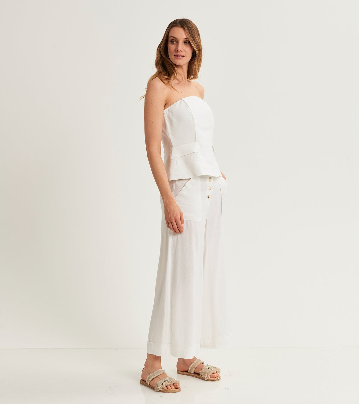 Off-the-shoulder top
