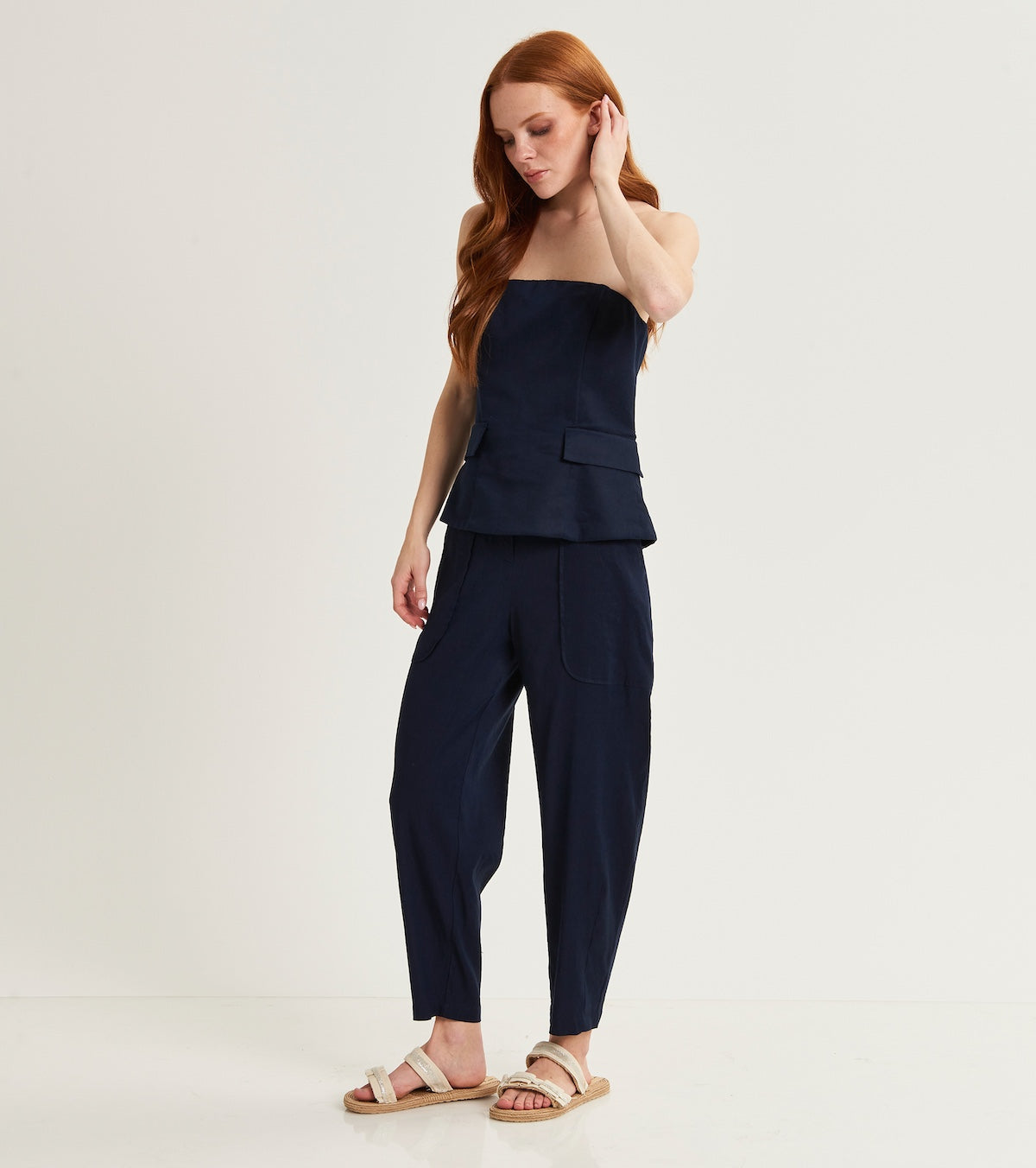 Off-the-shoulder top