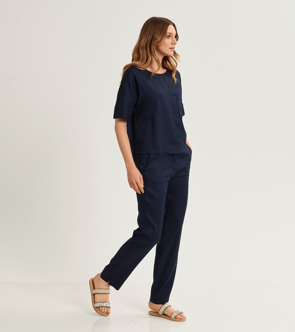 Blouse with three-quarter sleeves