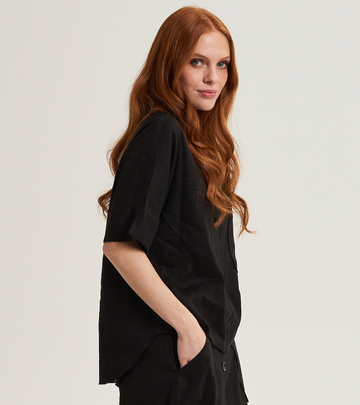 Blouse with three-quarter sleeves