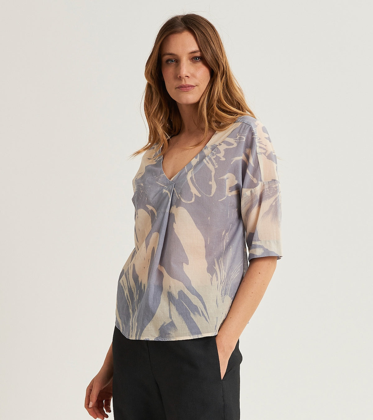 Printed blouse with three-quarter sleeves