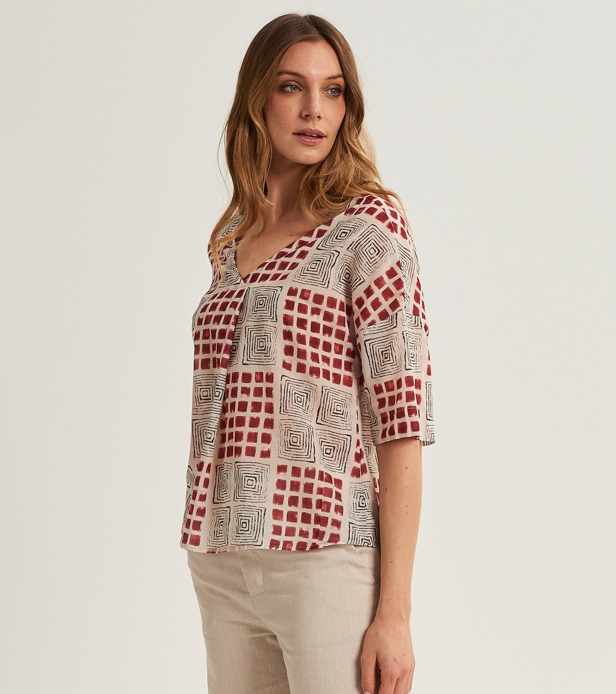 Printed blouse with three-quarter sleeves