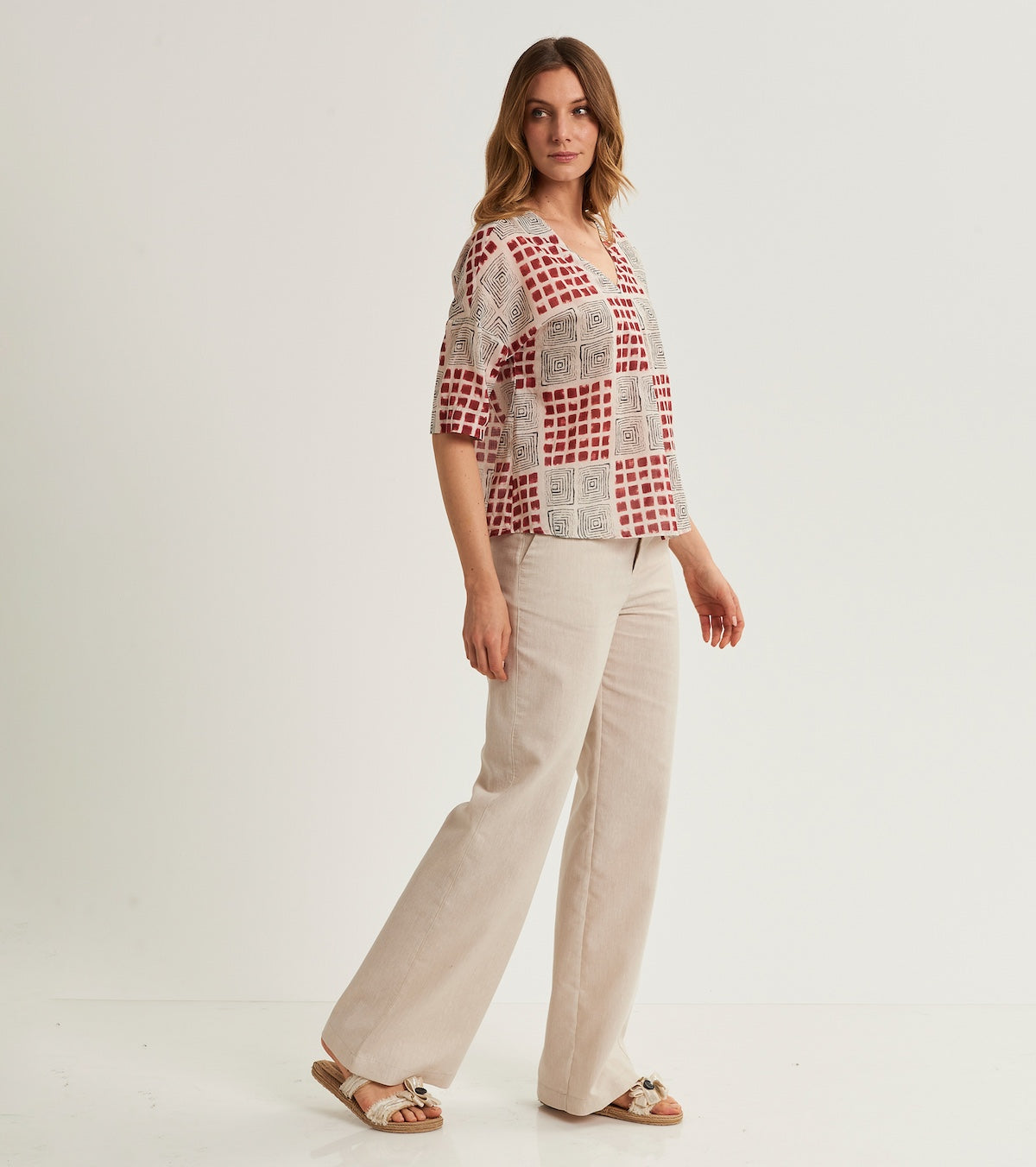 Printed blouse with three-quarter sleeves