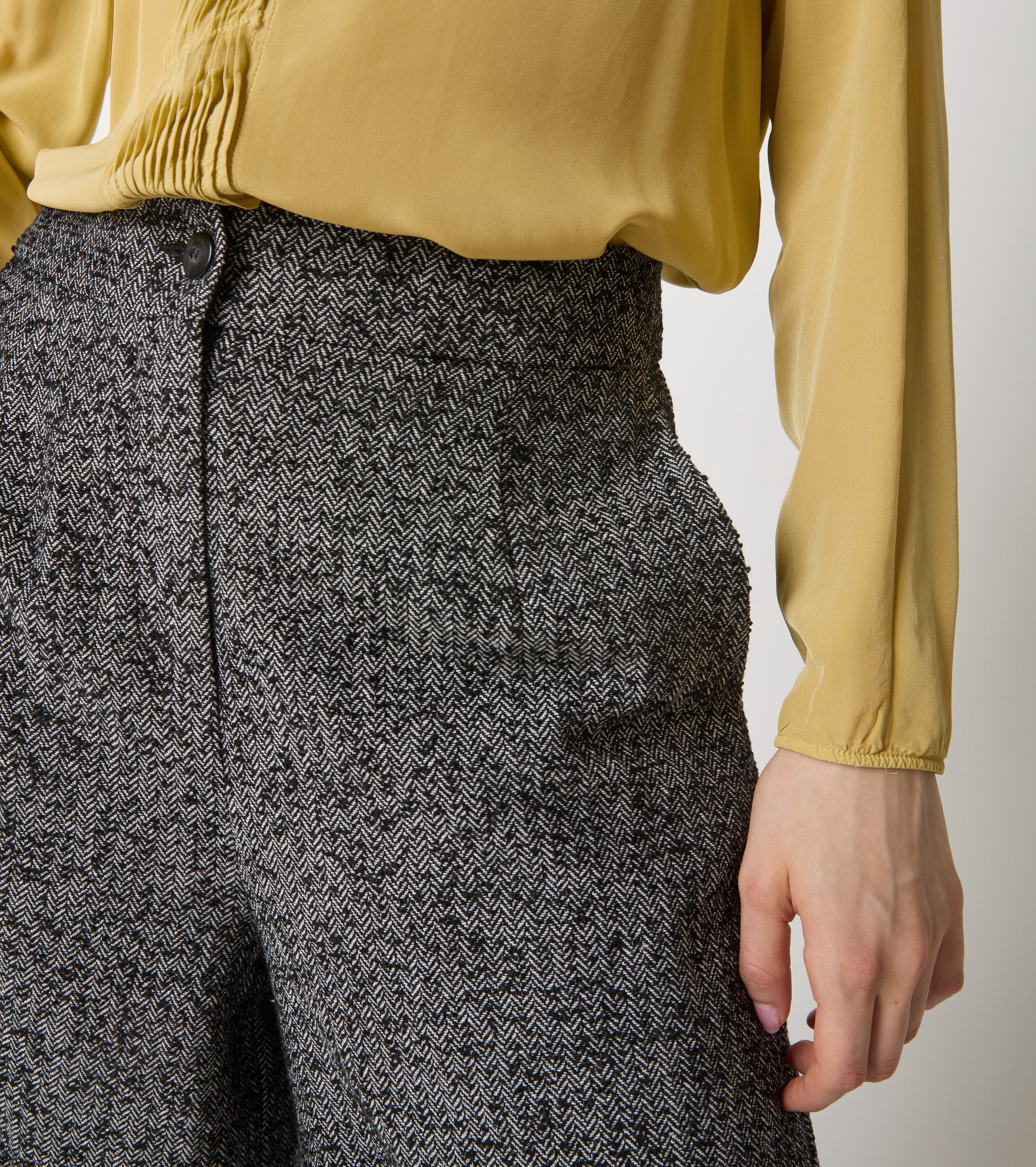 Pantaloni in cotone chevron con pinces