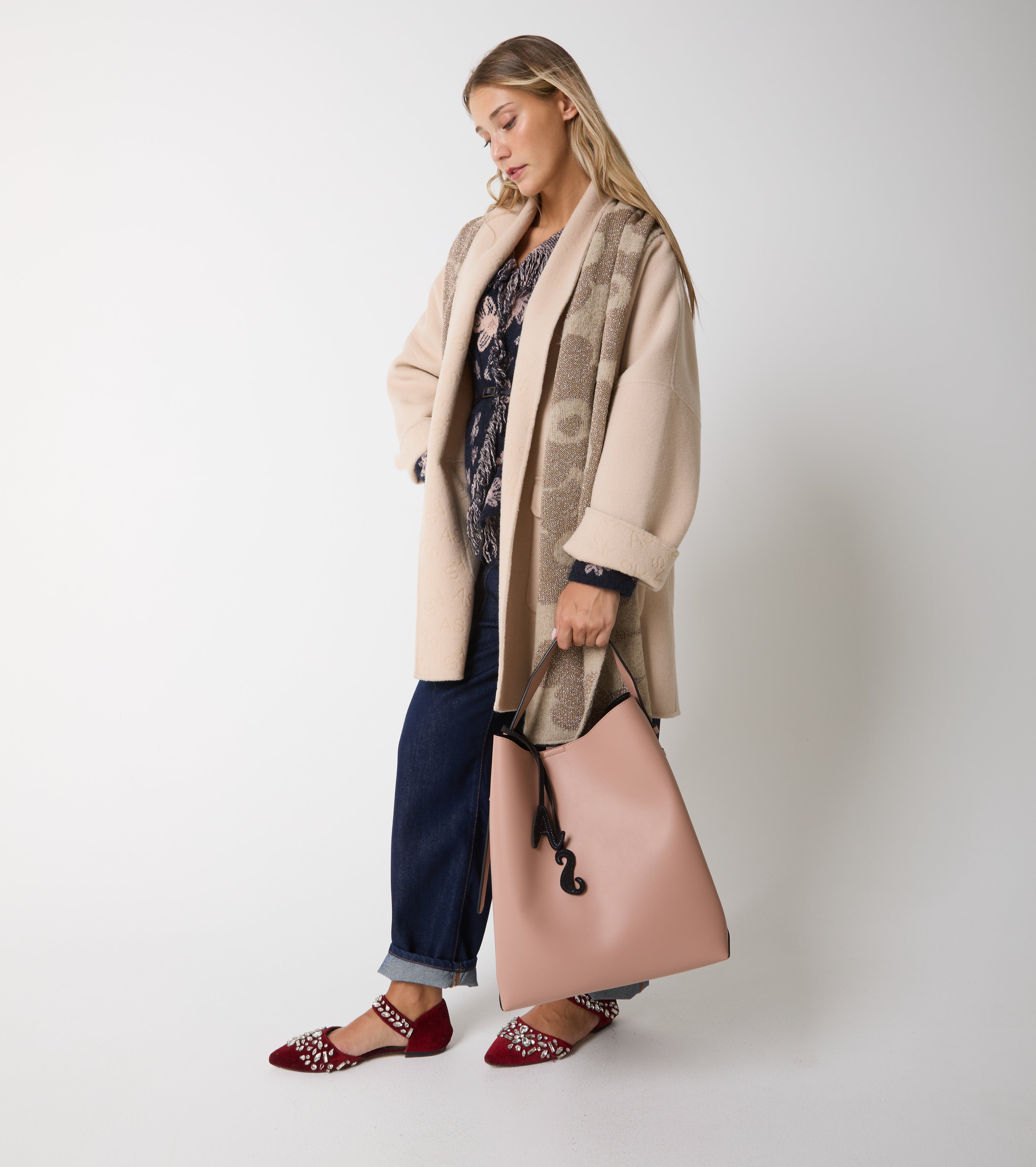Cappotto in lana con revers