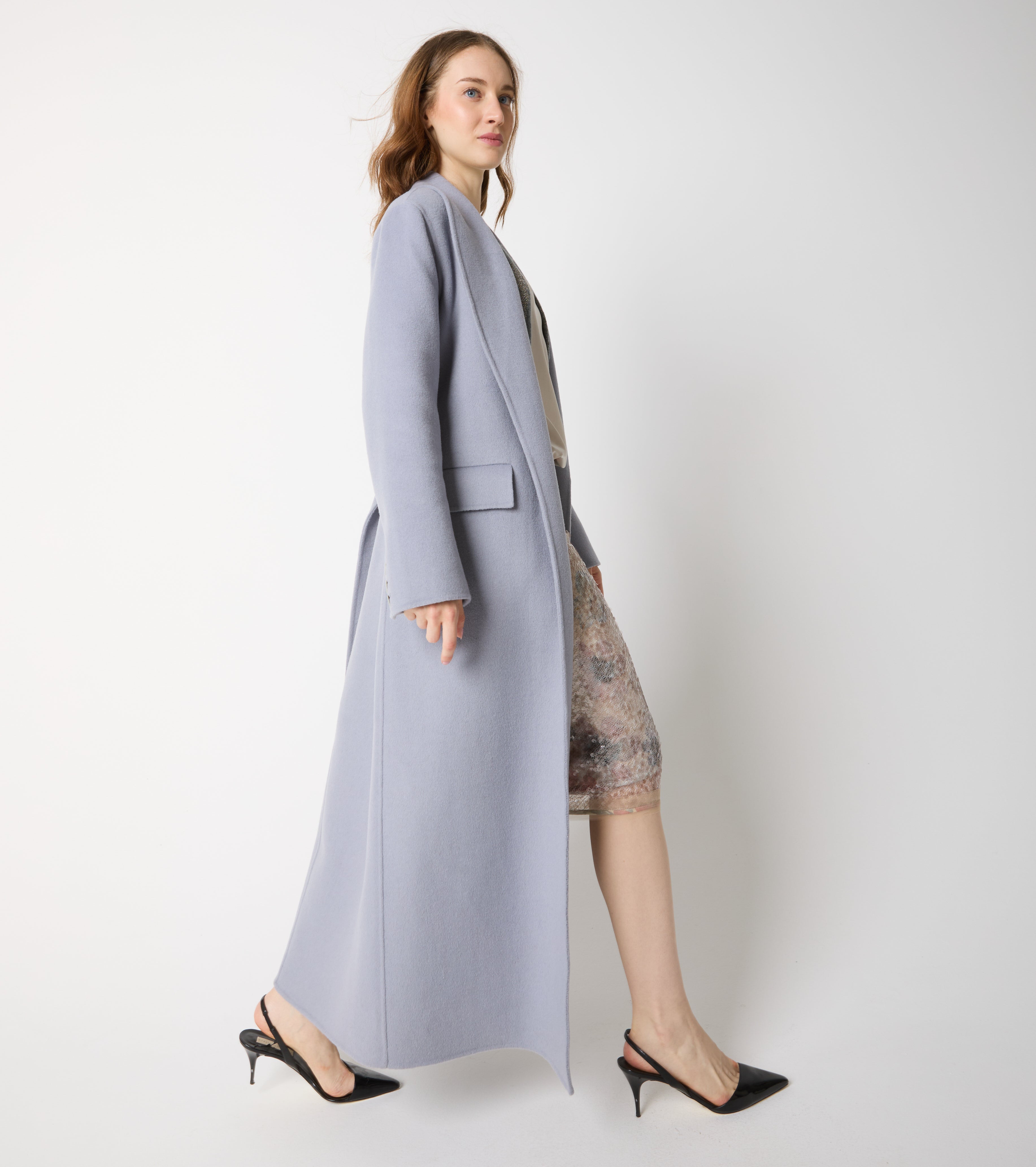Cappotto lungo in lana con cintura