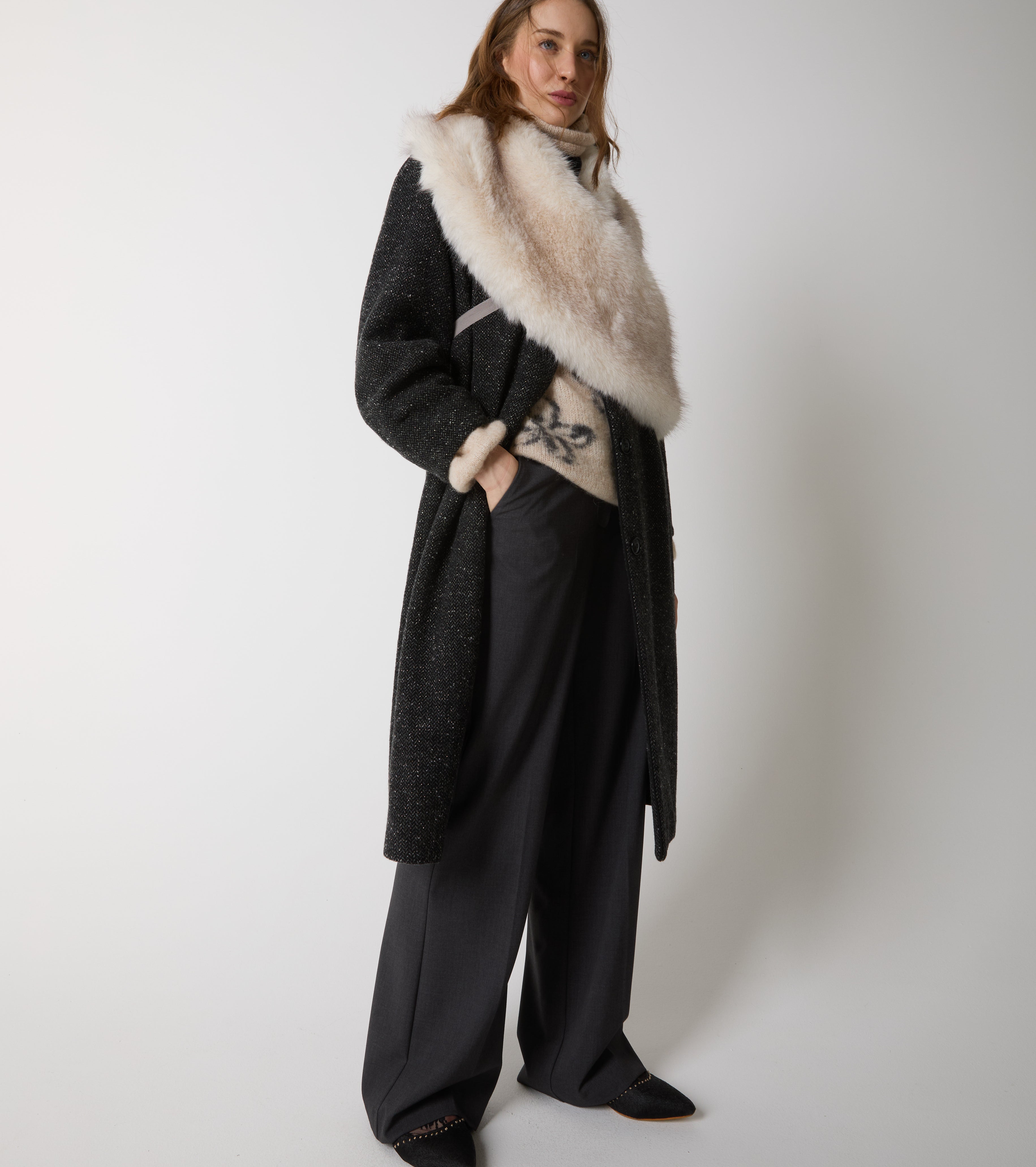 Cappotto in lana con revers