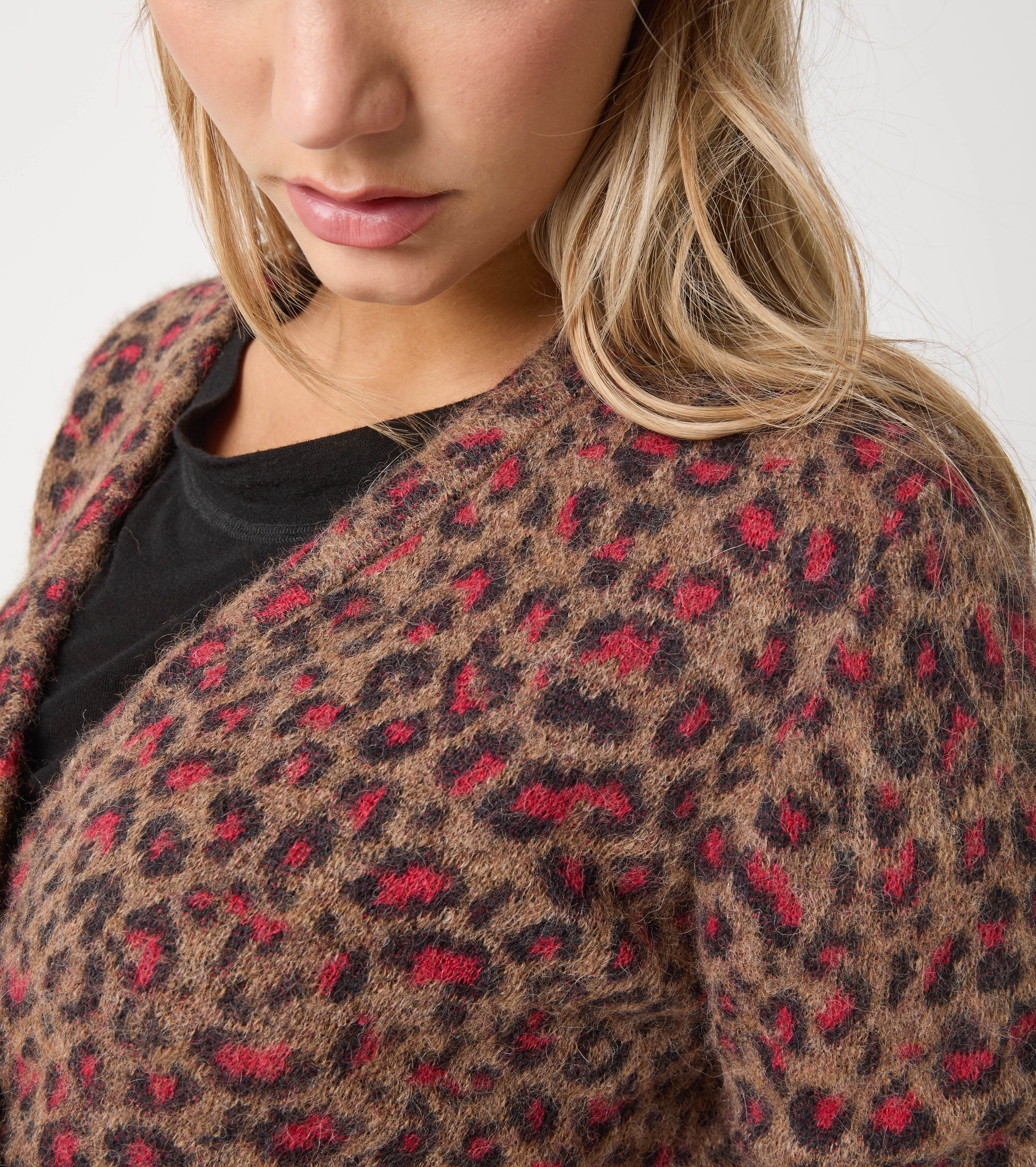 Cardigan in filato di alpaca animalier