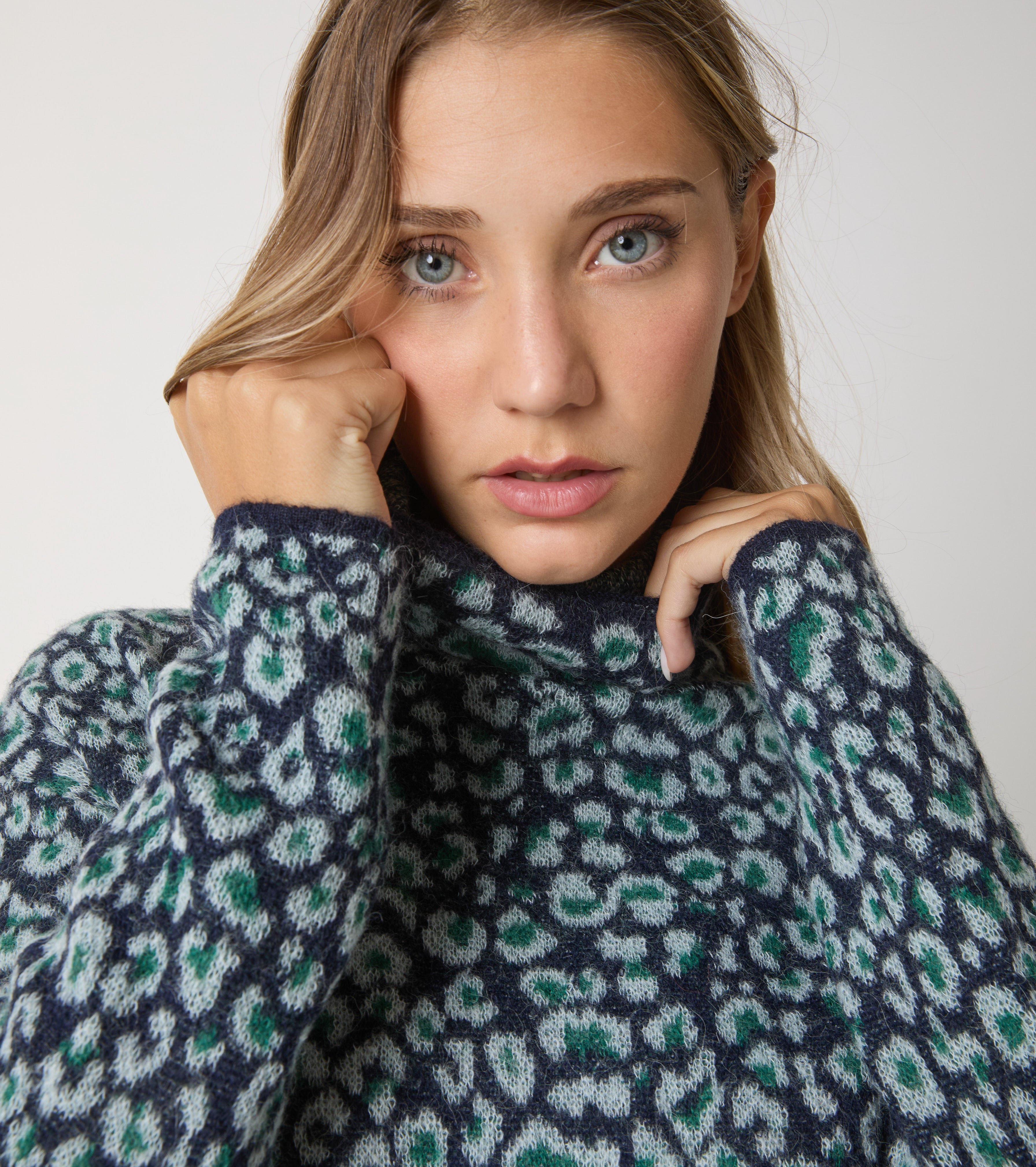 Dolcevita in alpaca animalier
