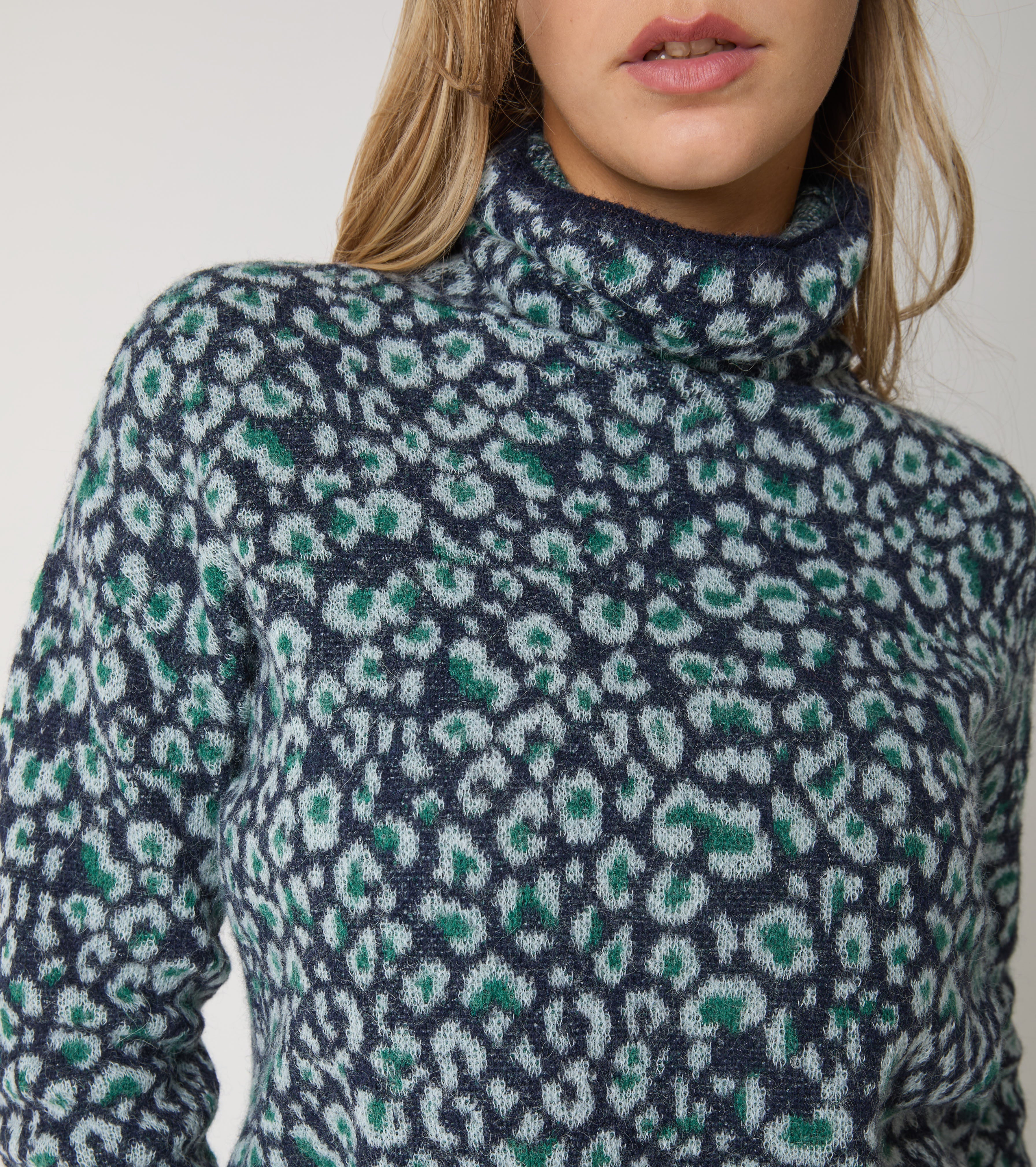 Dolcevita in alpaca animalier