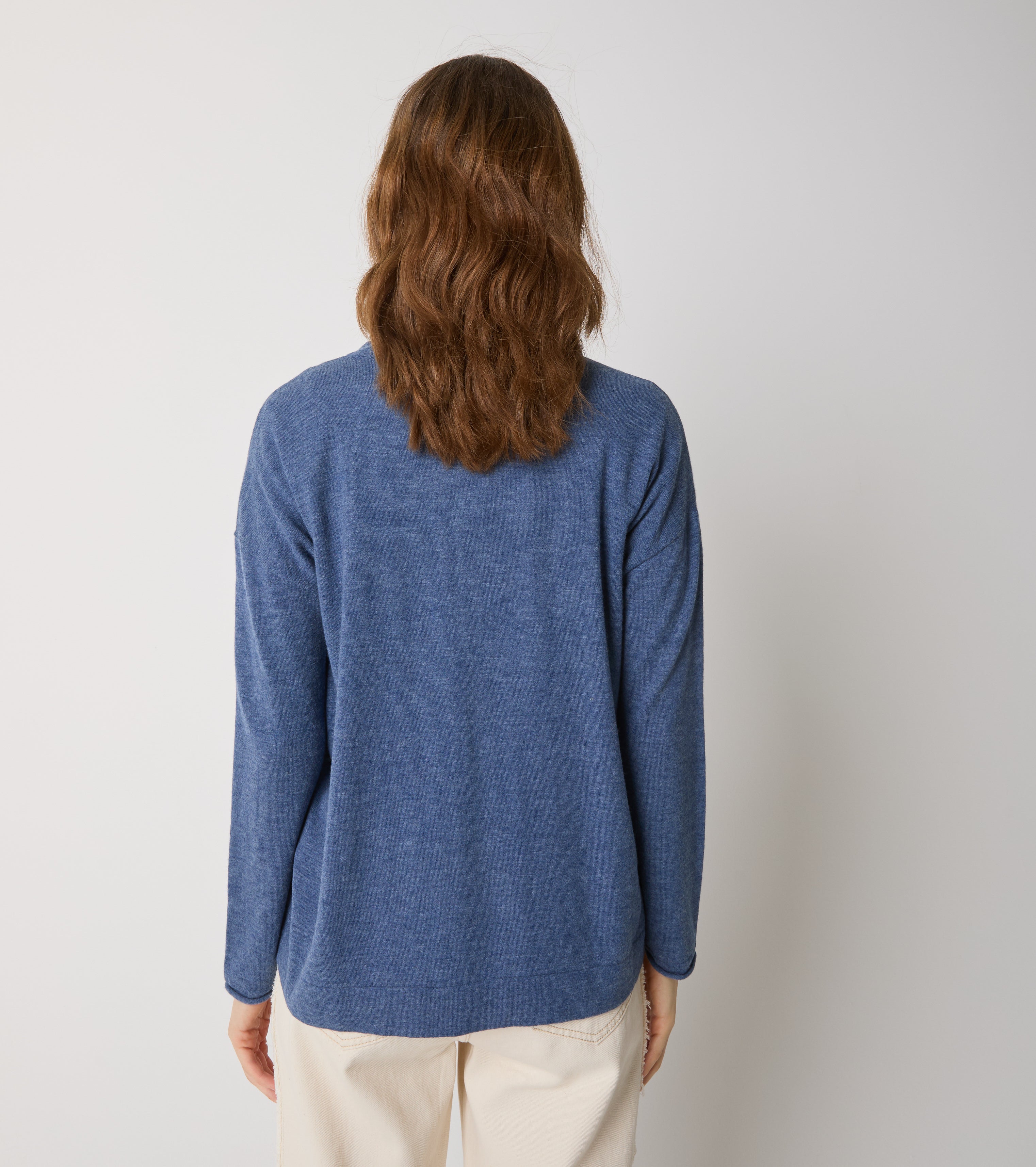 Uldcardigan med lomme og knapper