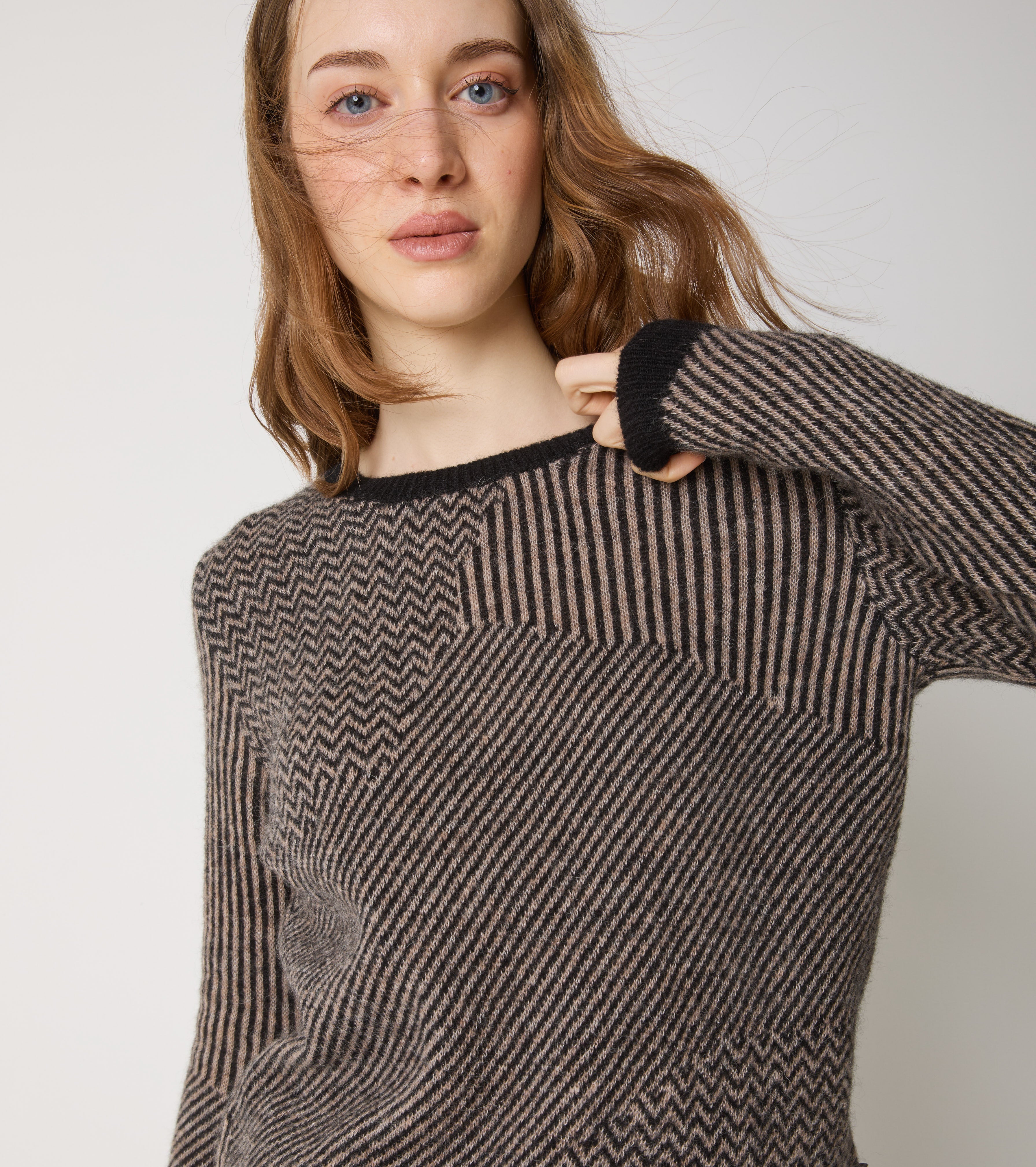 Maglia girocollo in alpaca e lana jacquard