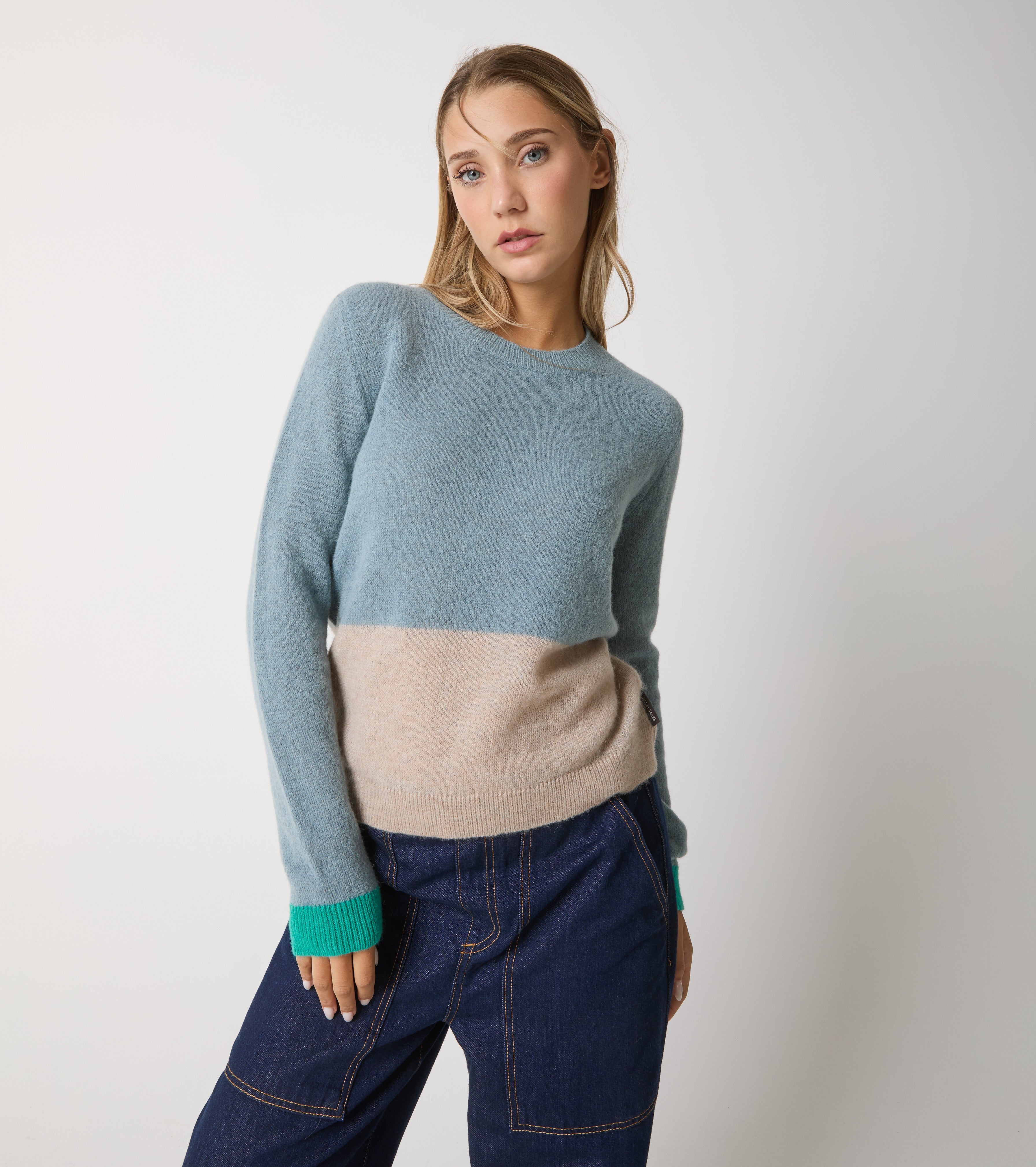 Maglia girocollo in alpaca e lana color block