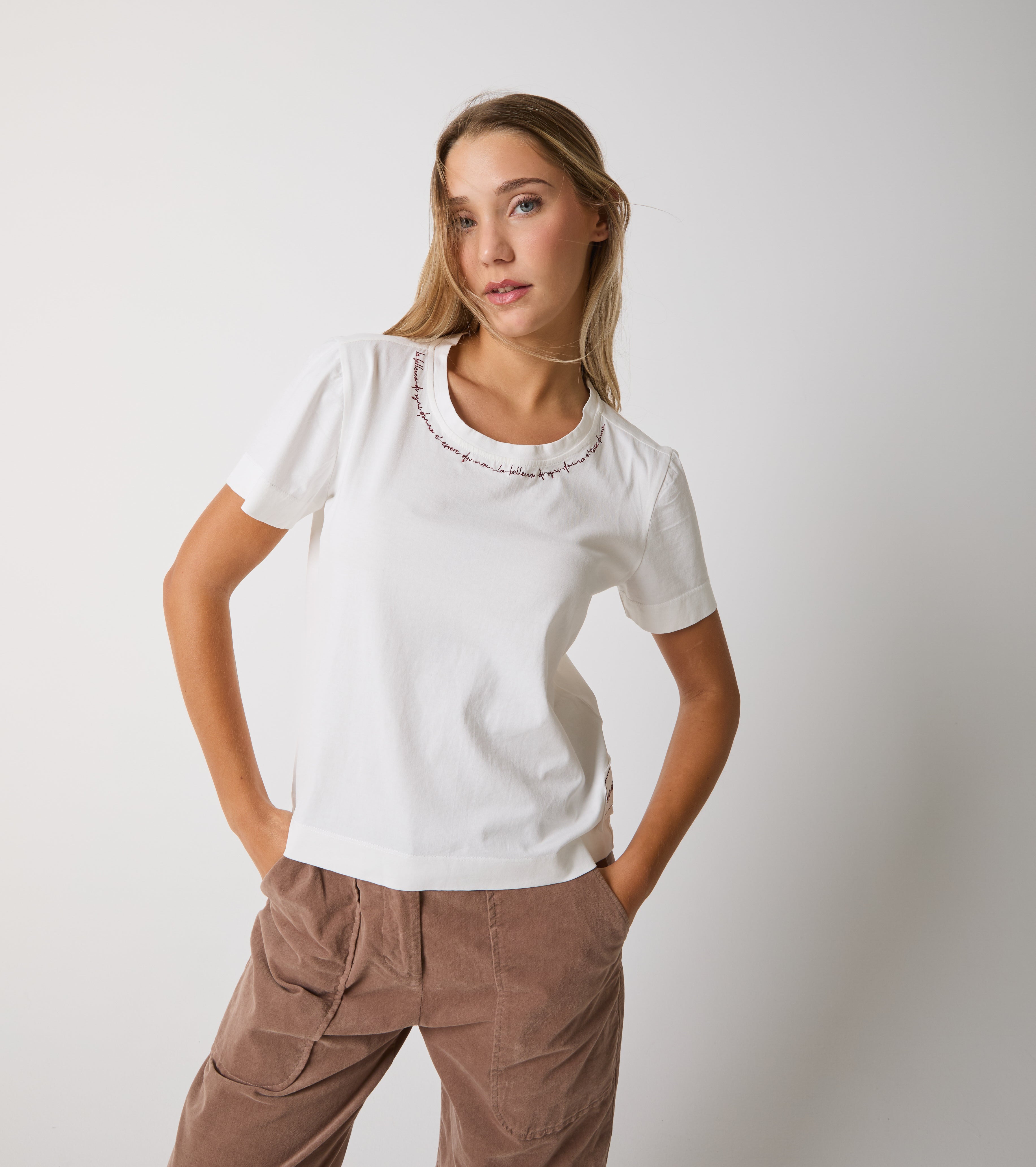 T-shirt in cotone con lettering