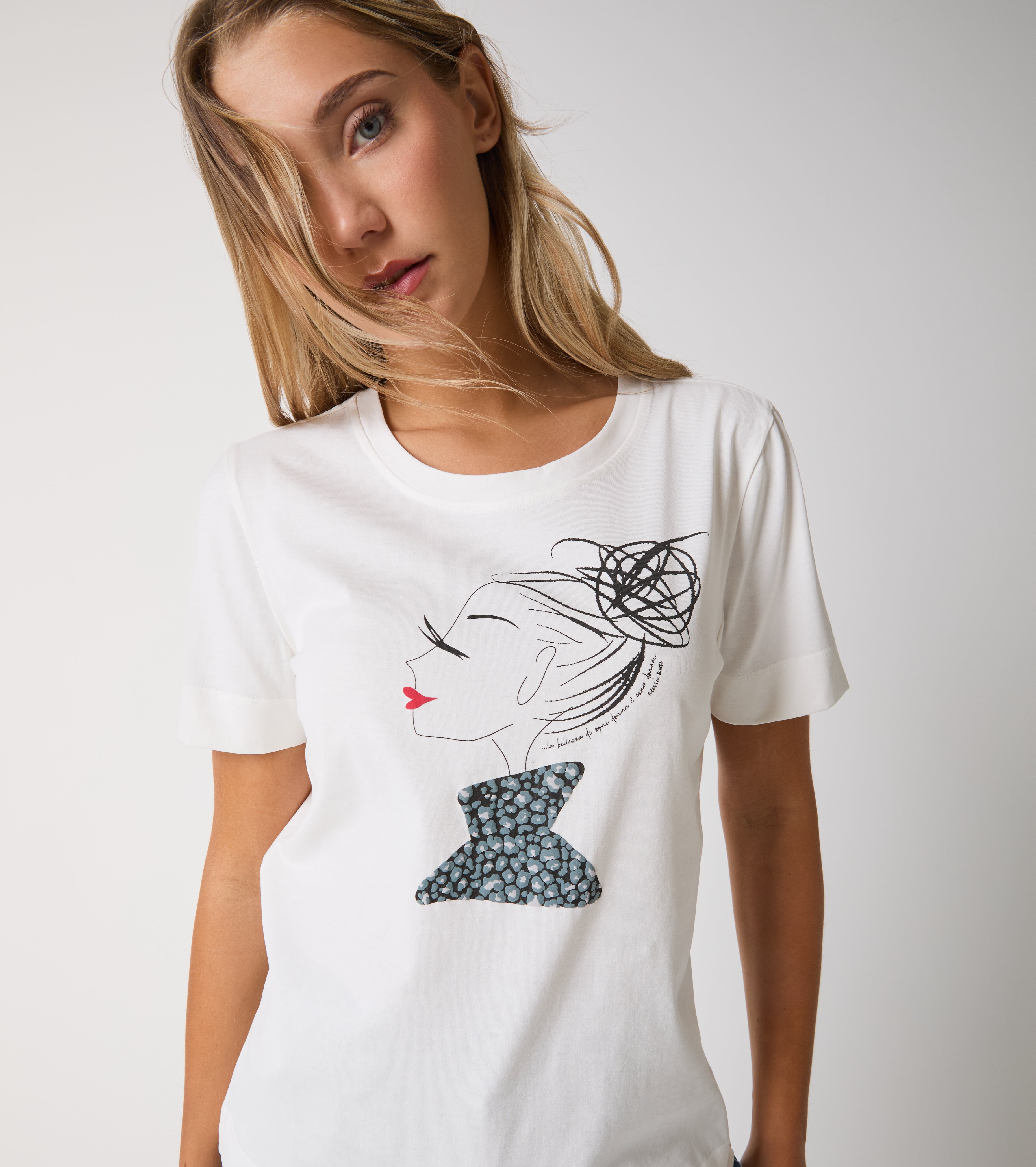 T-shirt in cotone con stampa grafica