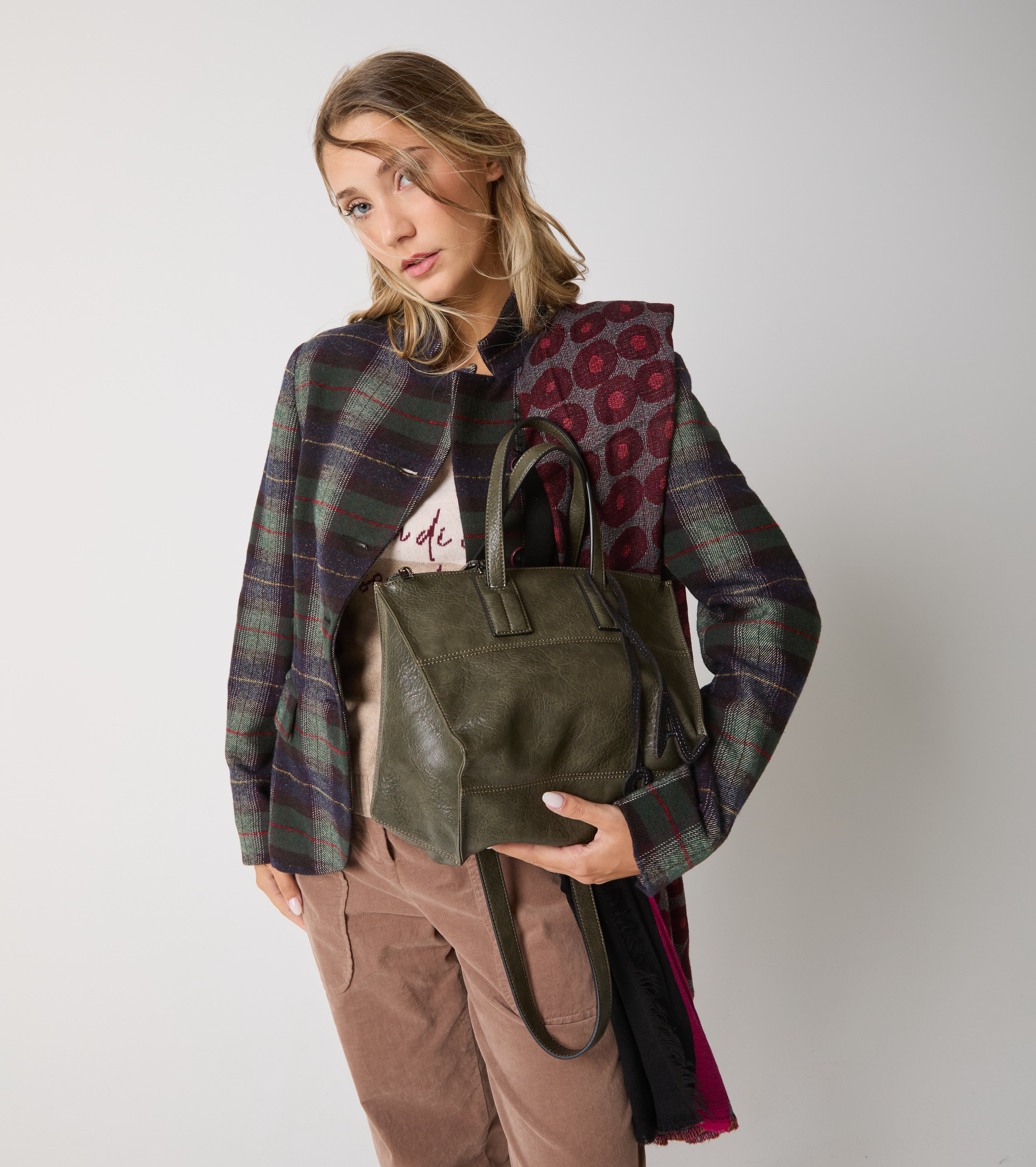 Borsa shopping con charm