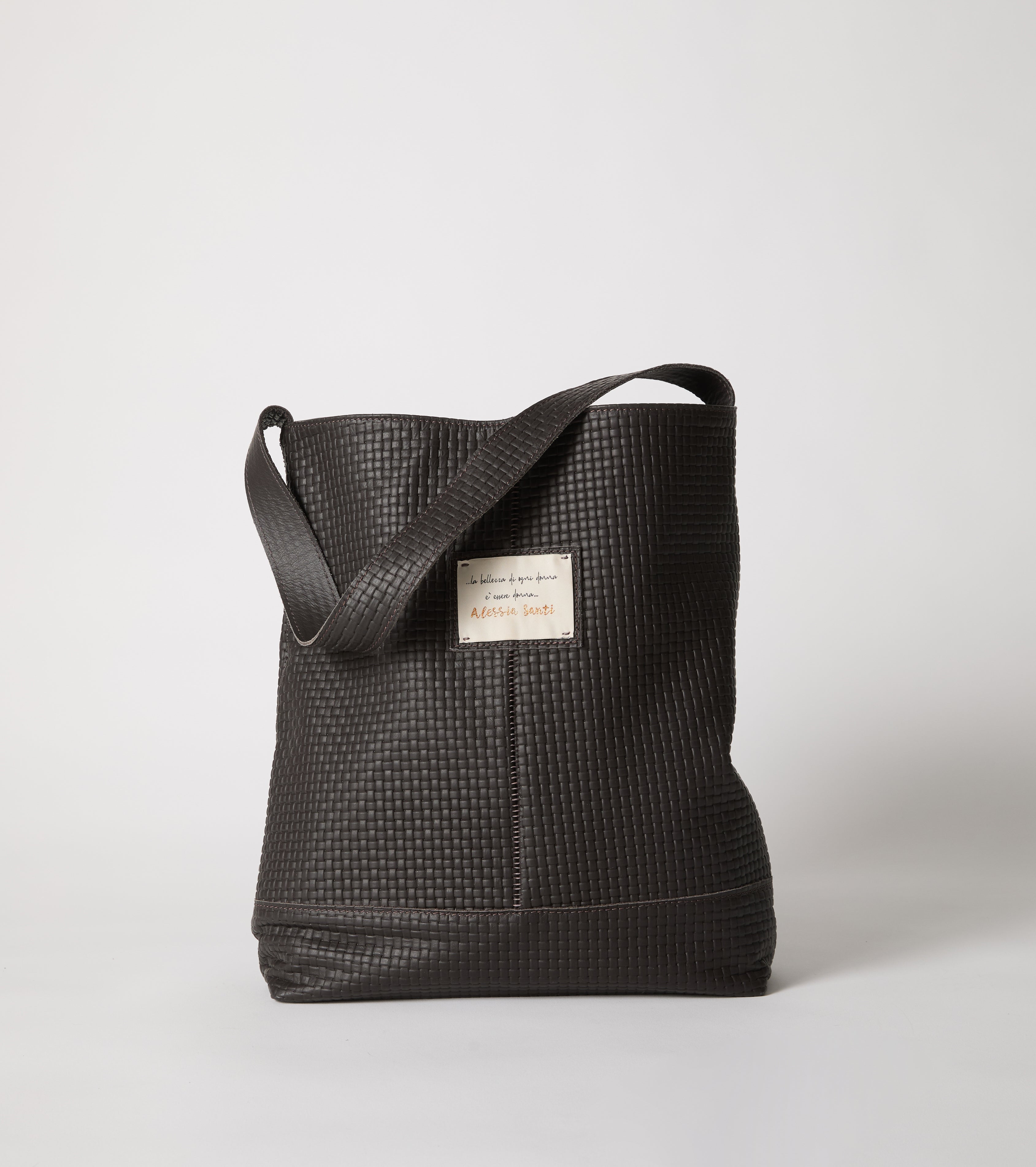 Borsa a secchiello in pelle intrecciata