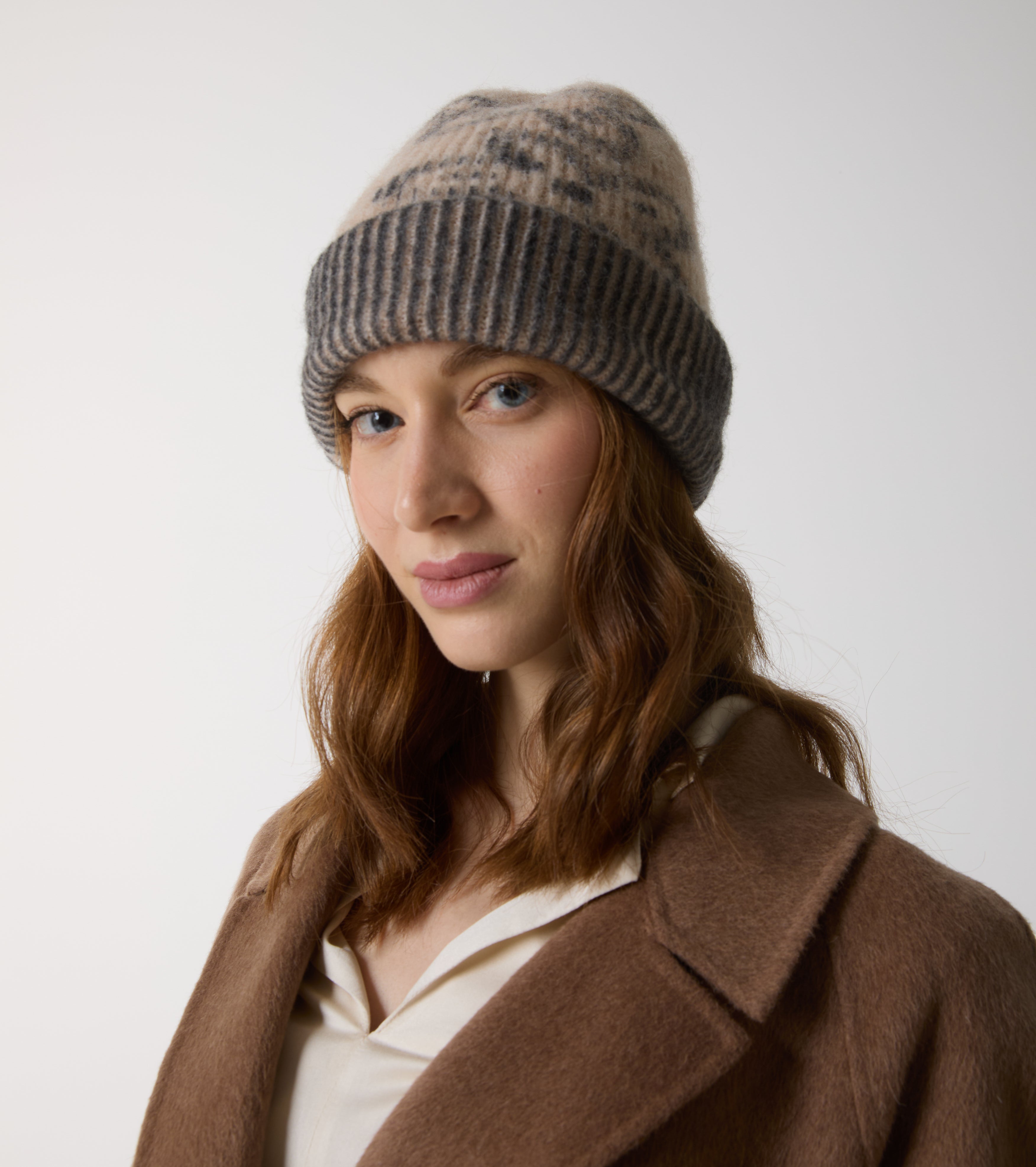 Berretto beanie in maglia di misto lana
