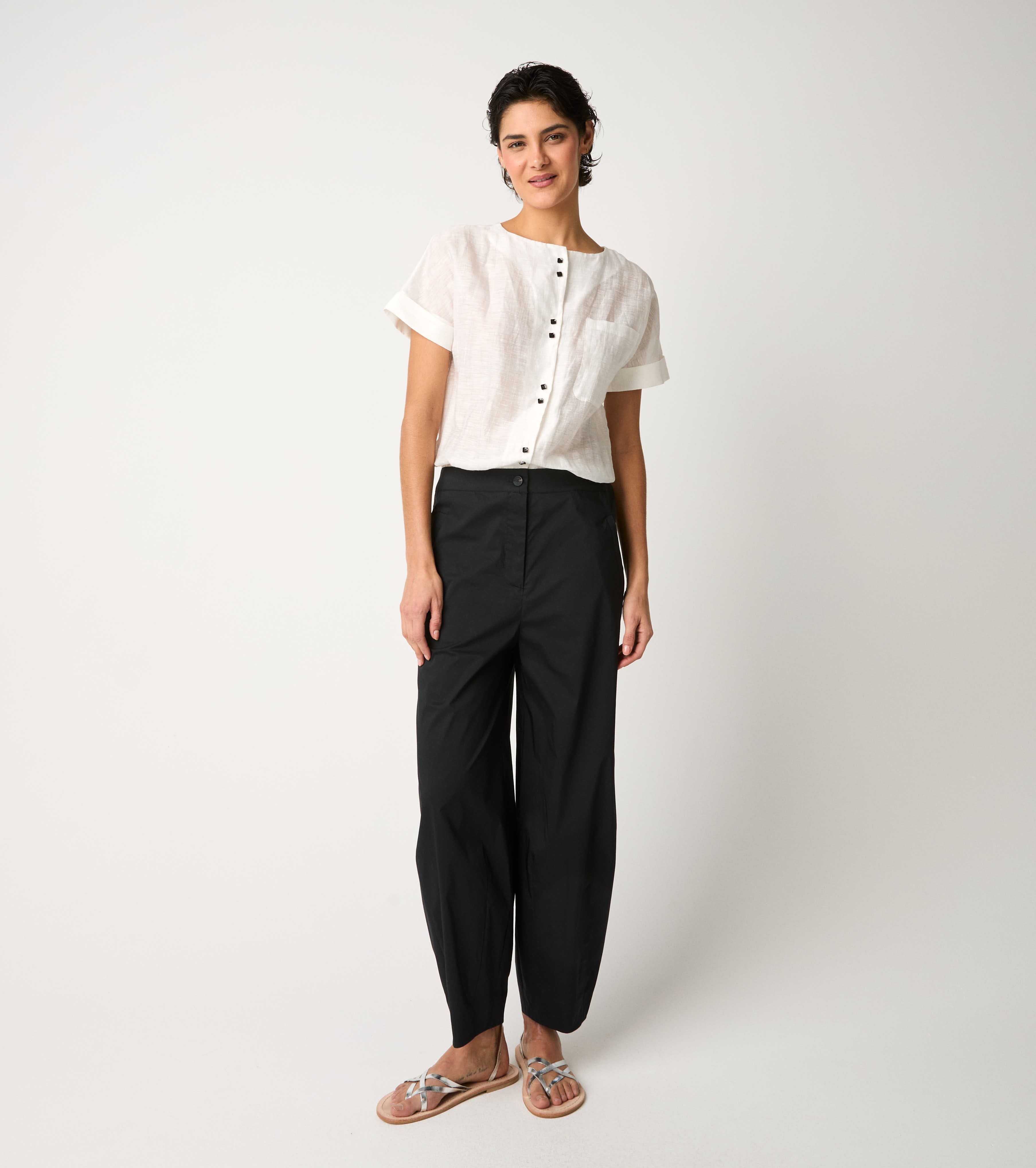 Tuta in cotone e lino con bottoni bianco