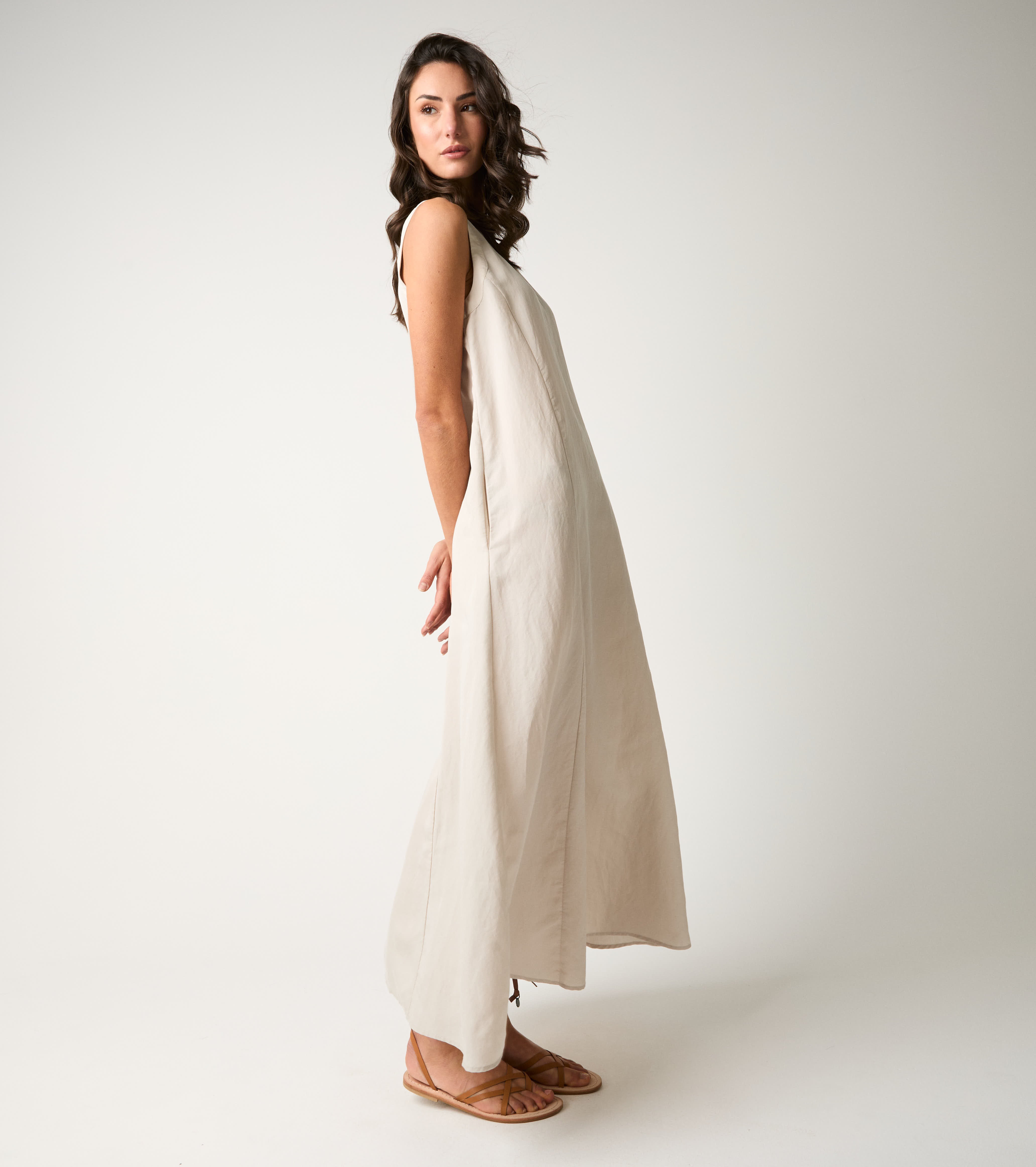 Abito lungo con spalline sale