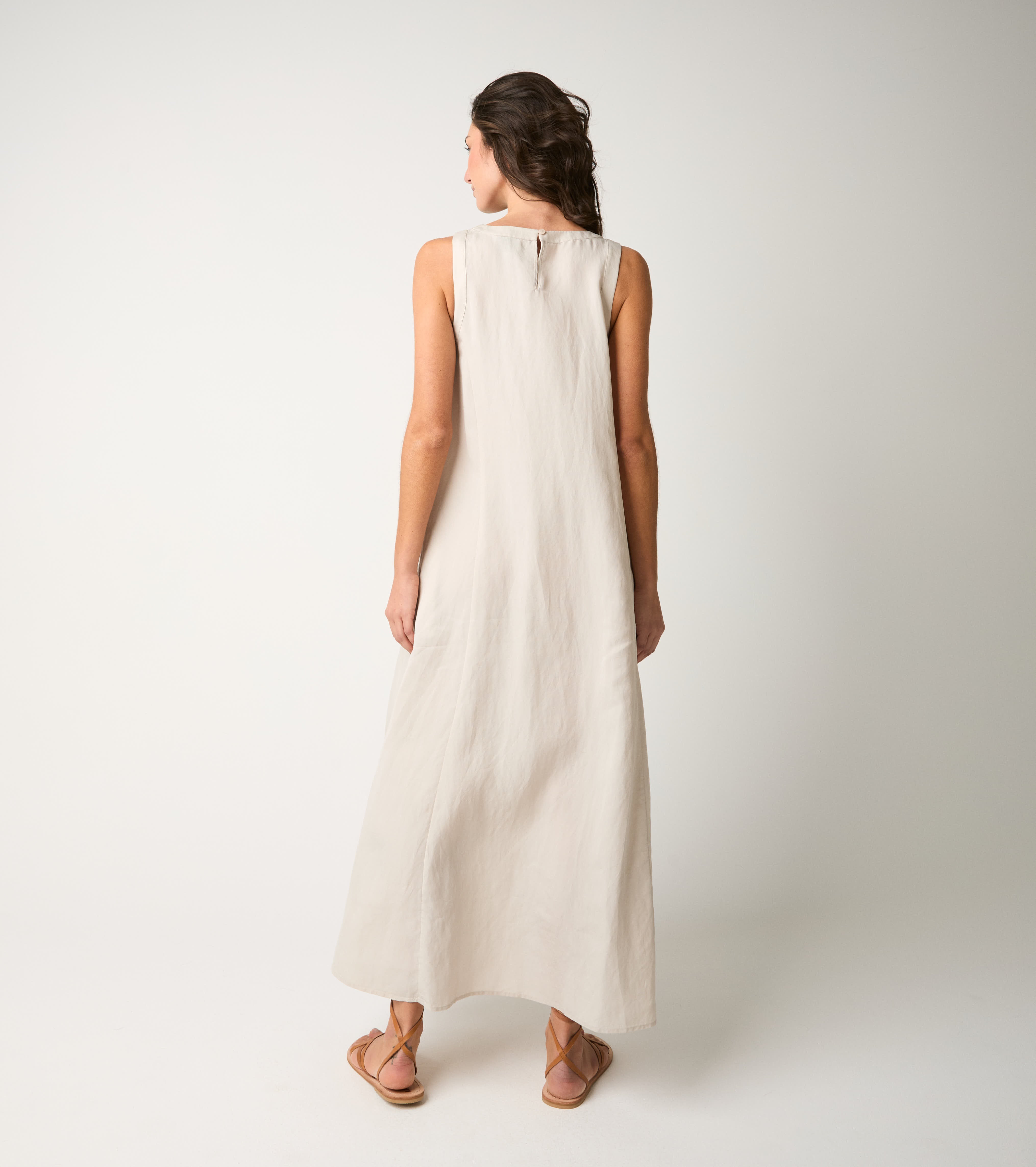 Abito lungo con spalline sale