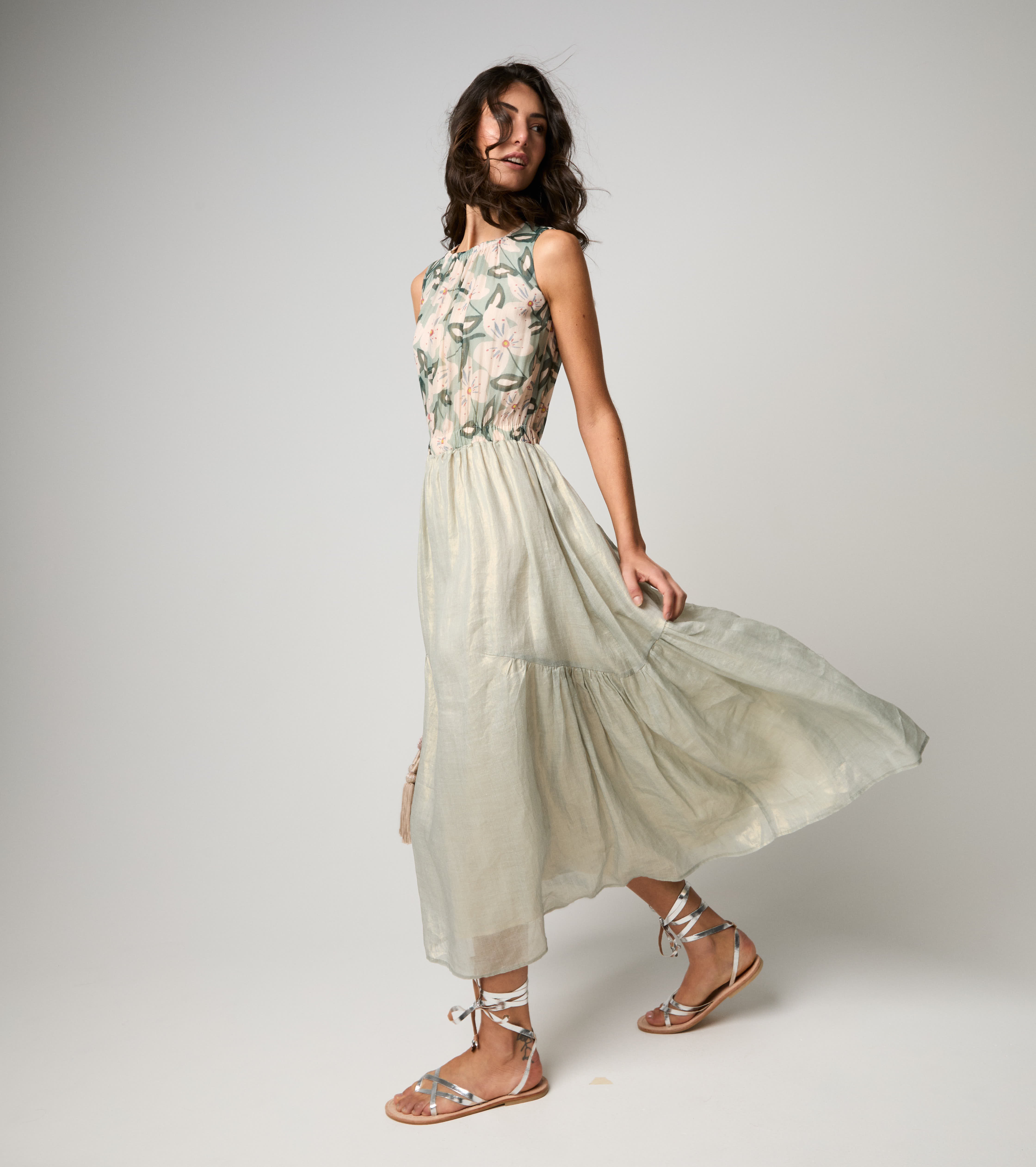 Abito con top floreale verde