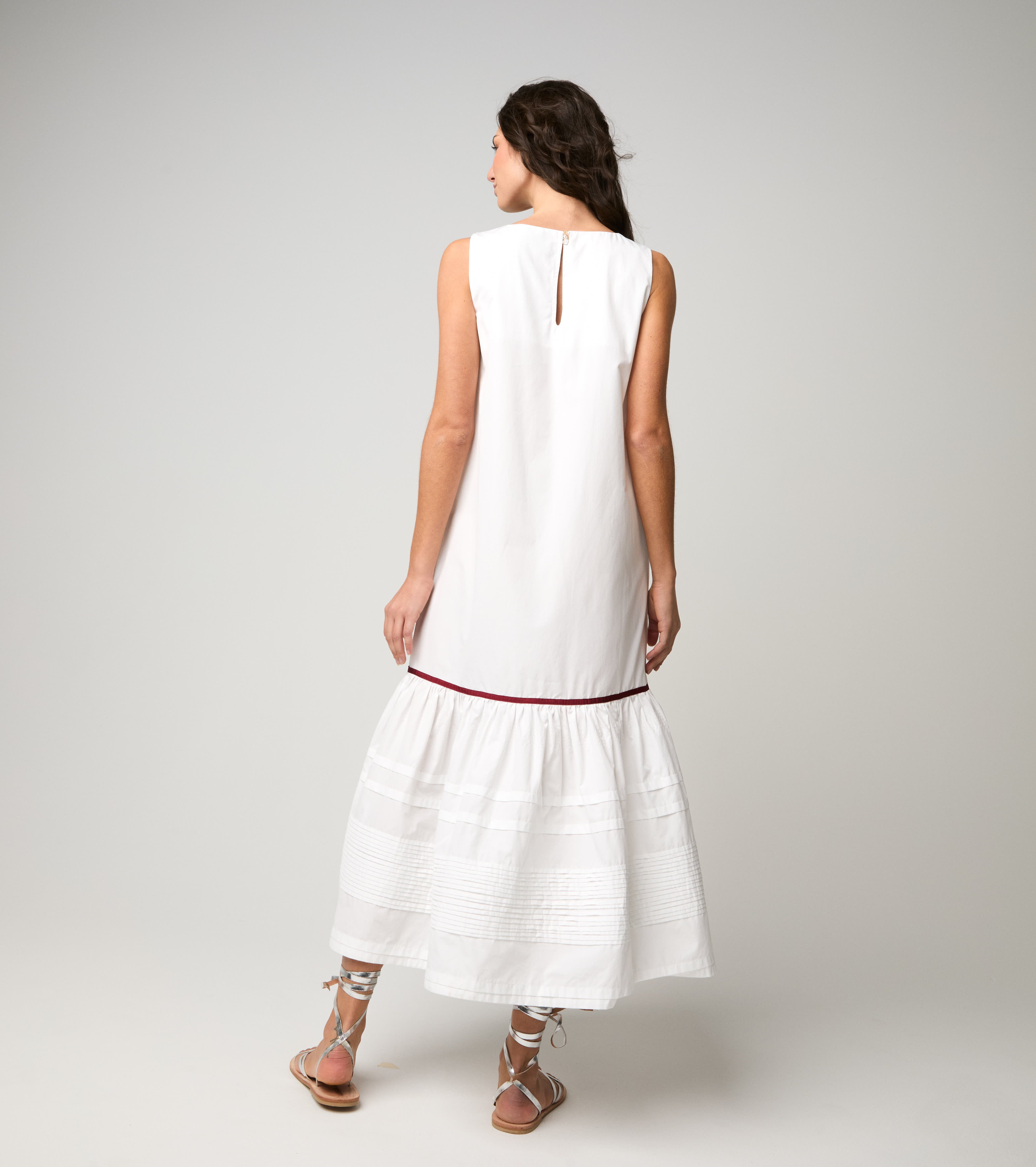 Abito in cotone con scollo rotondo bianco