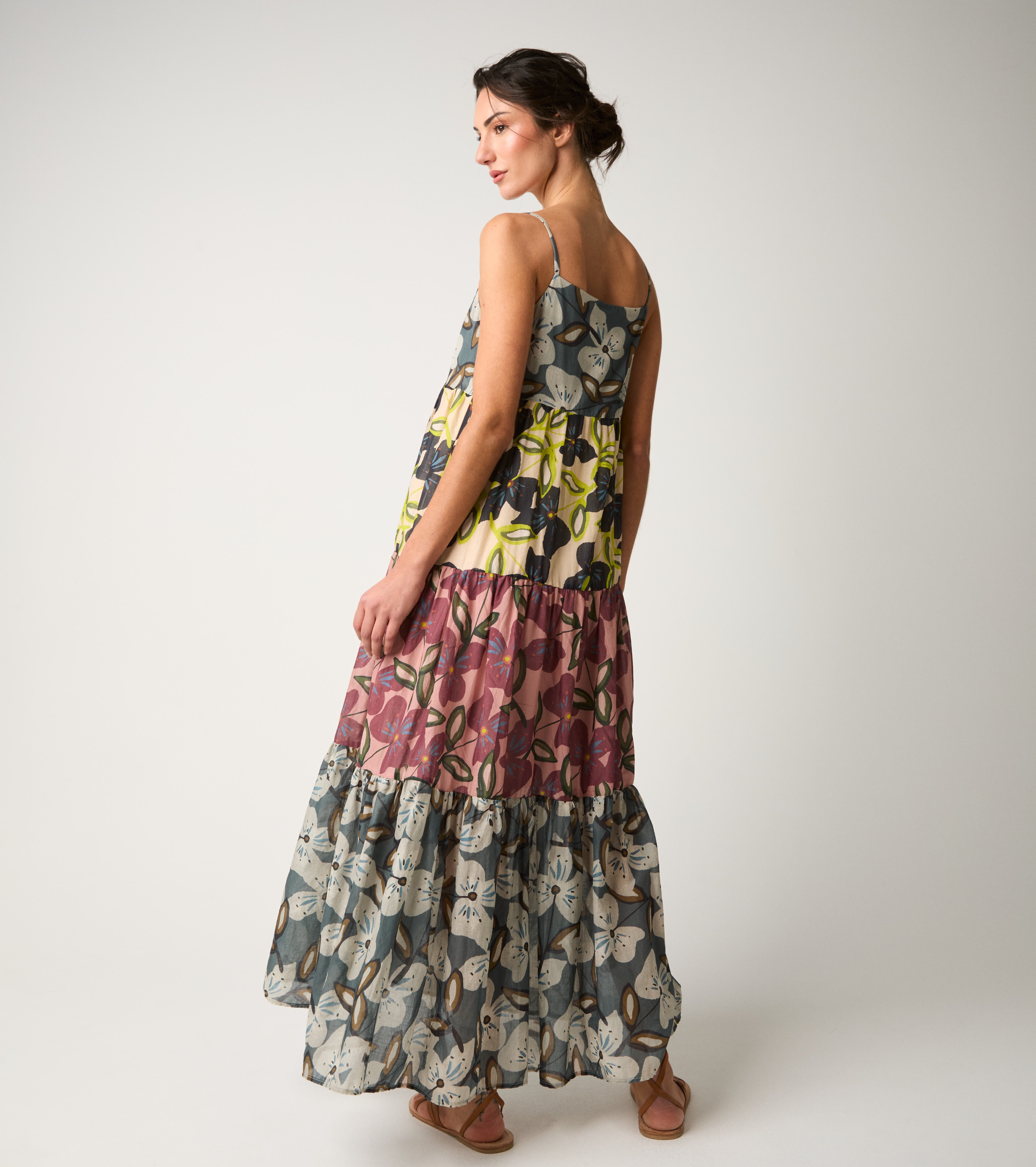 Abito lungo in cotone floreale fiori