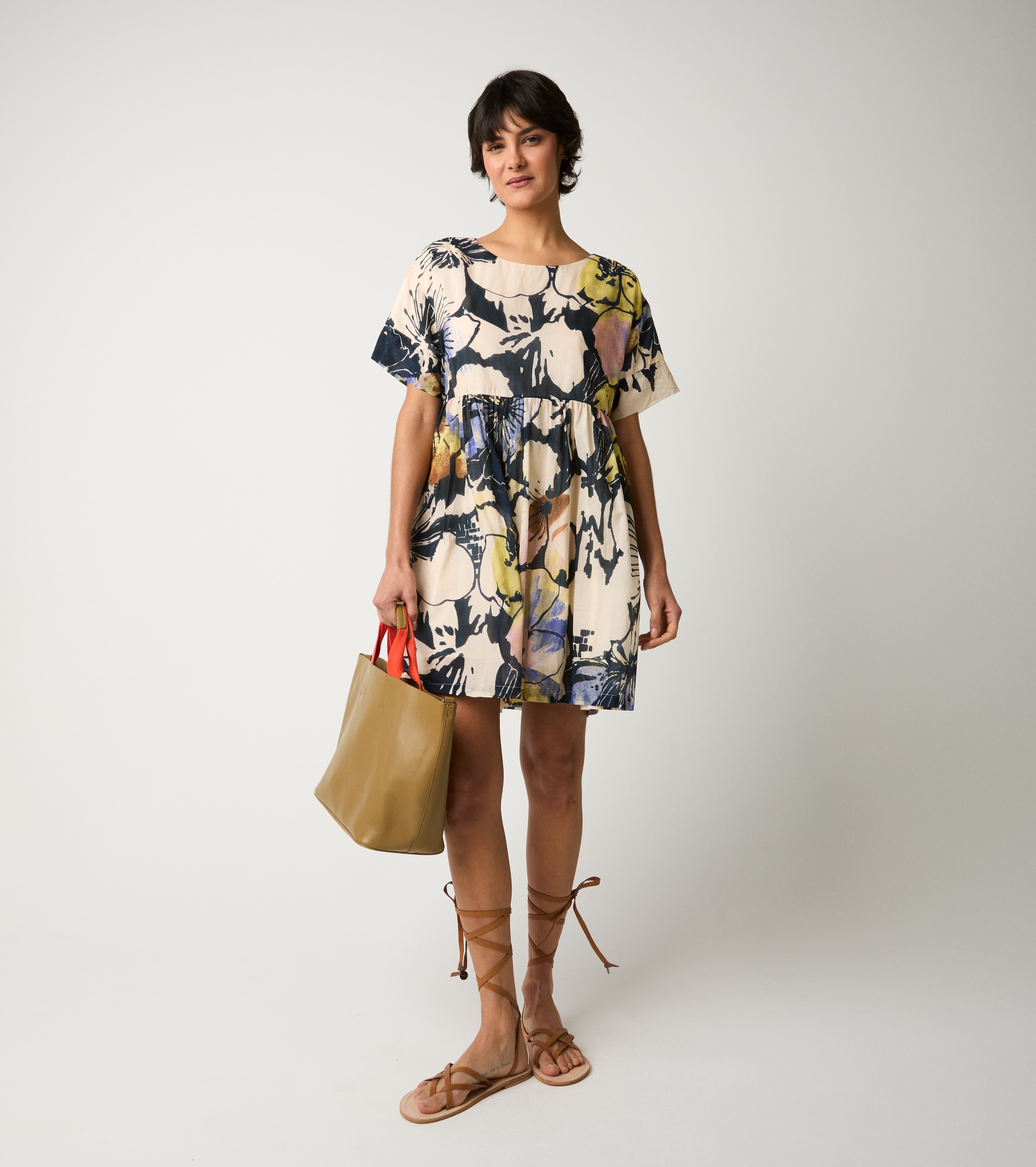 Abito corto in cotone floreale fiore