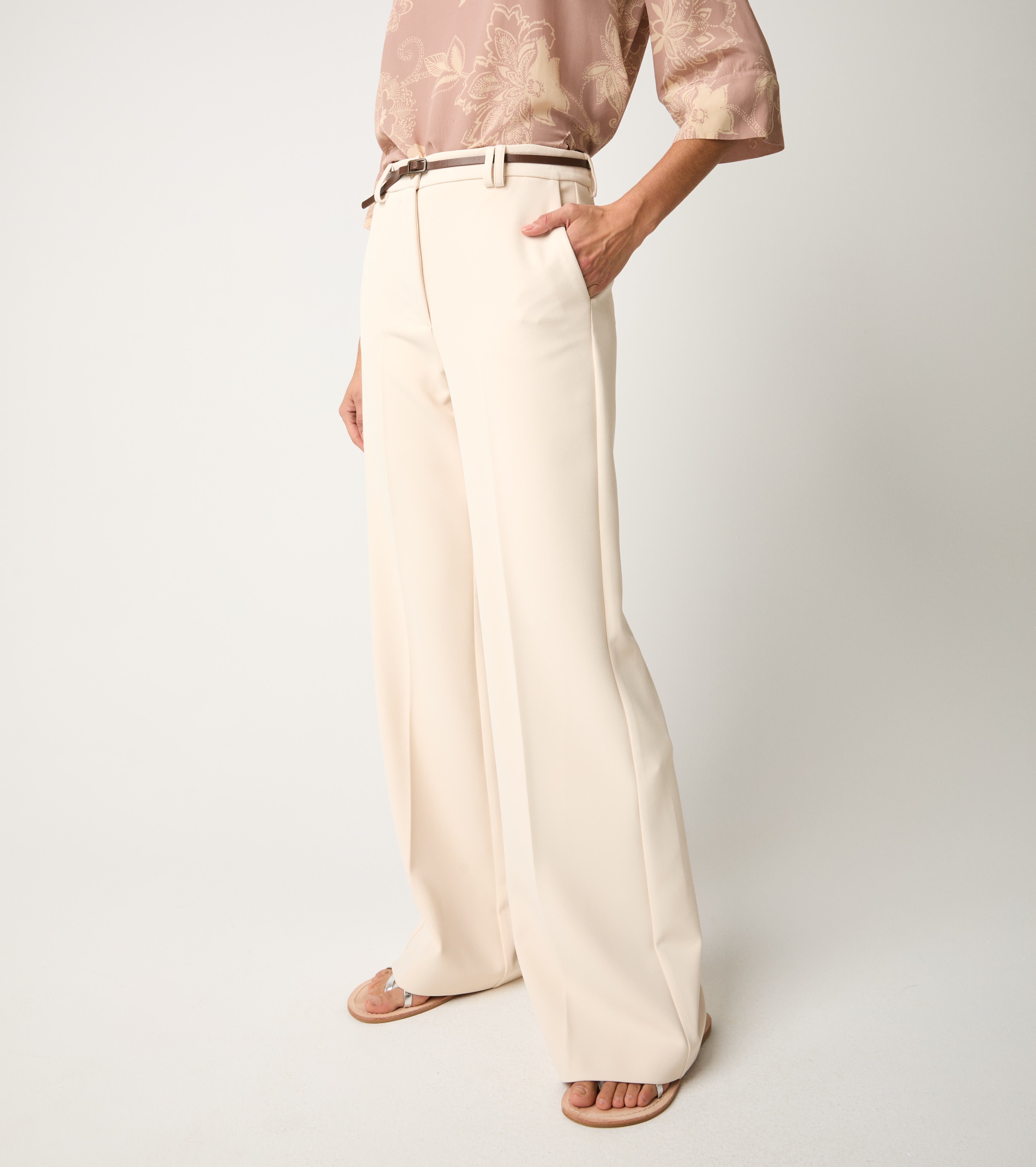 Flare trousers with champagne crease