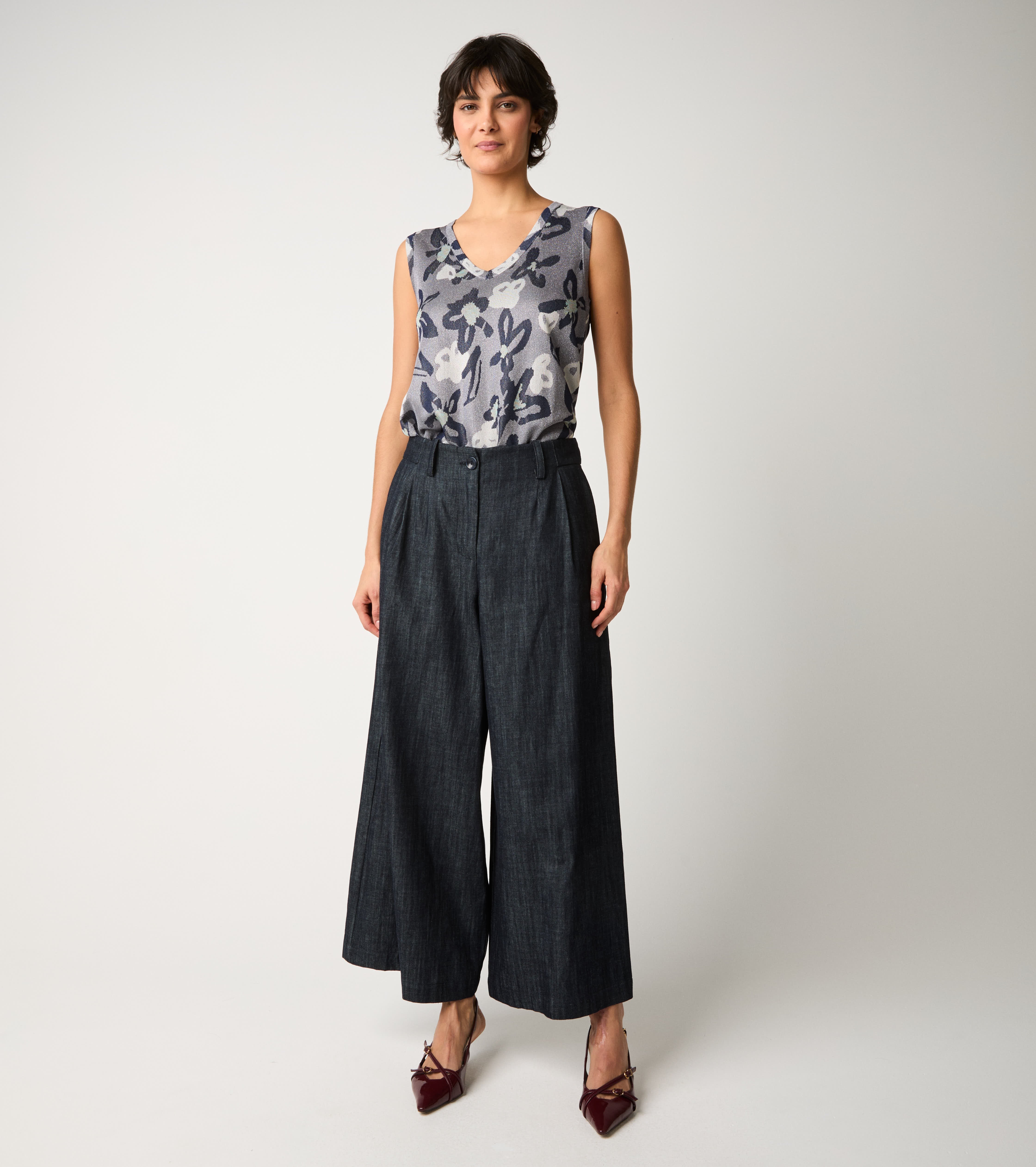 Pantaloni in denim con pinces unico