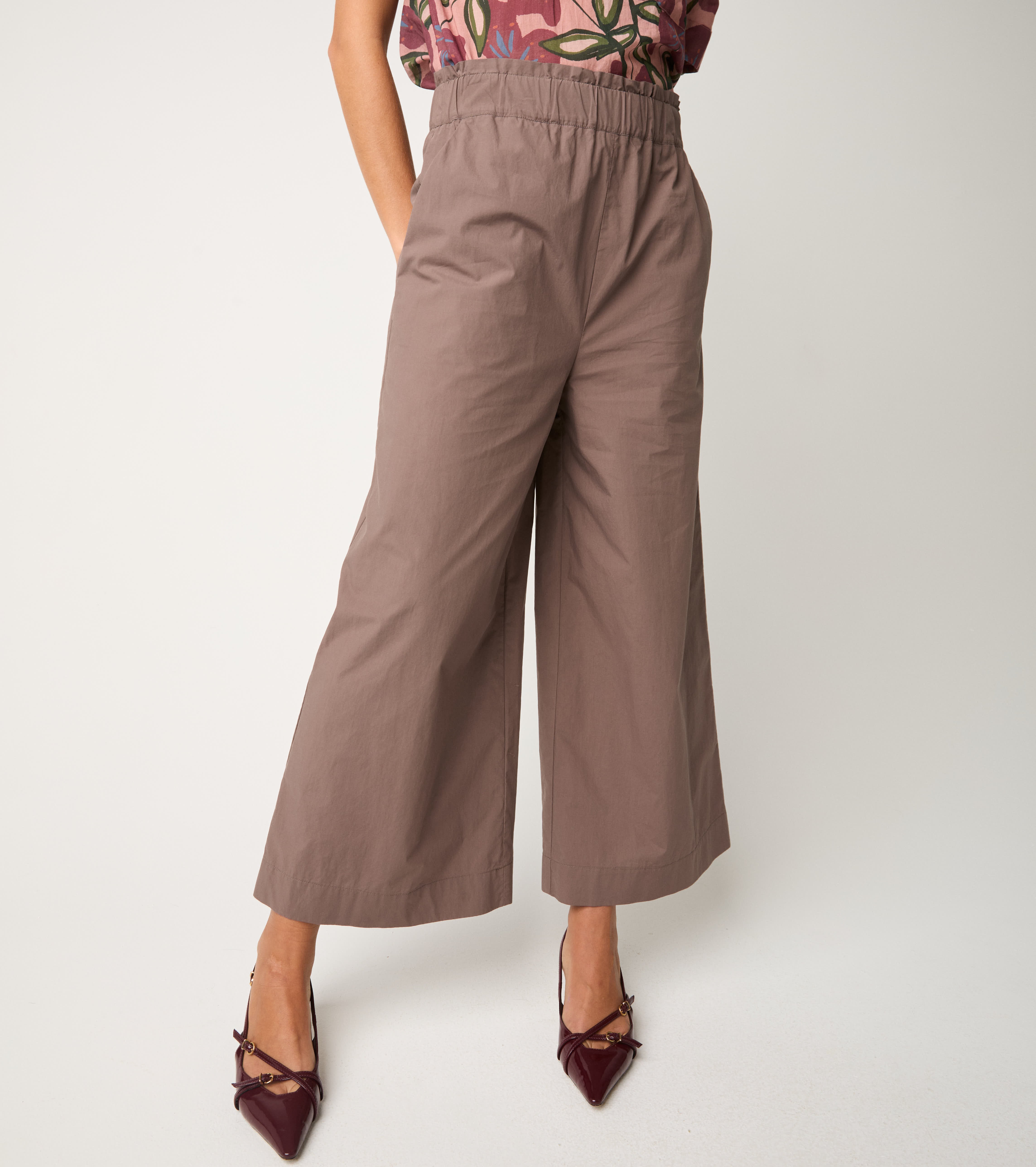 Pantaloni cropped in cotone cacao