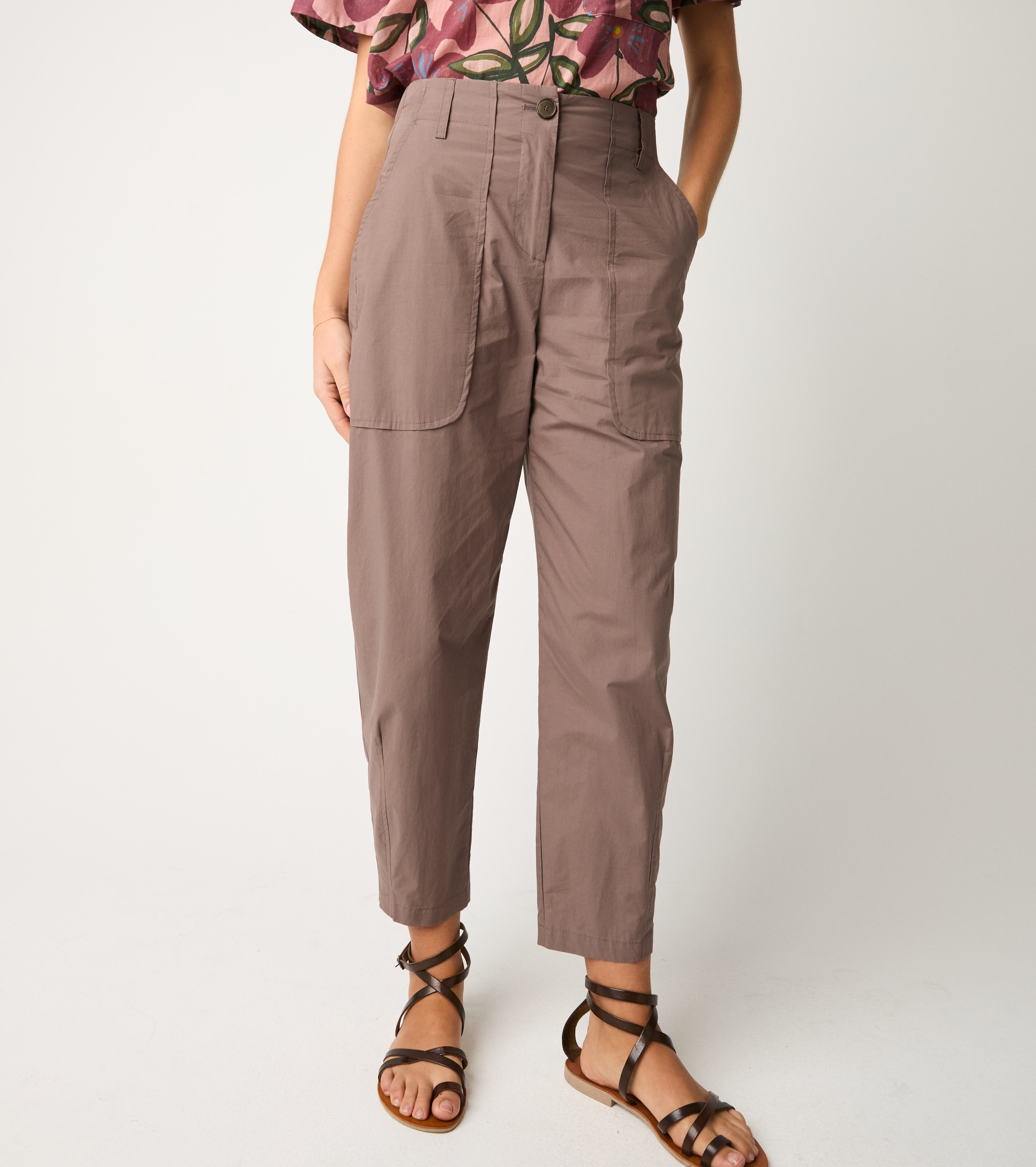 Pantaloni cropped in cotone stretch cacao