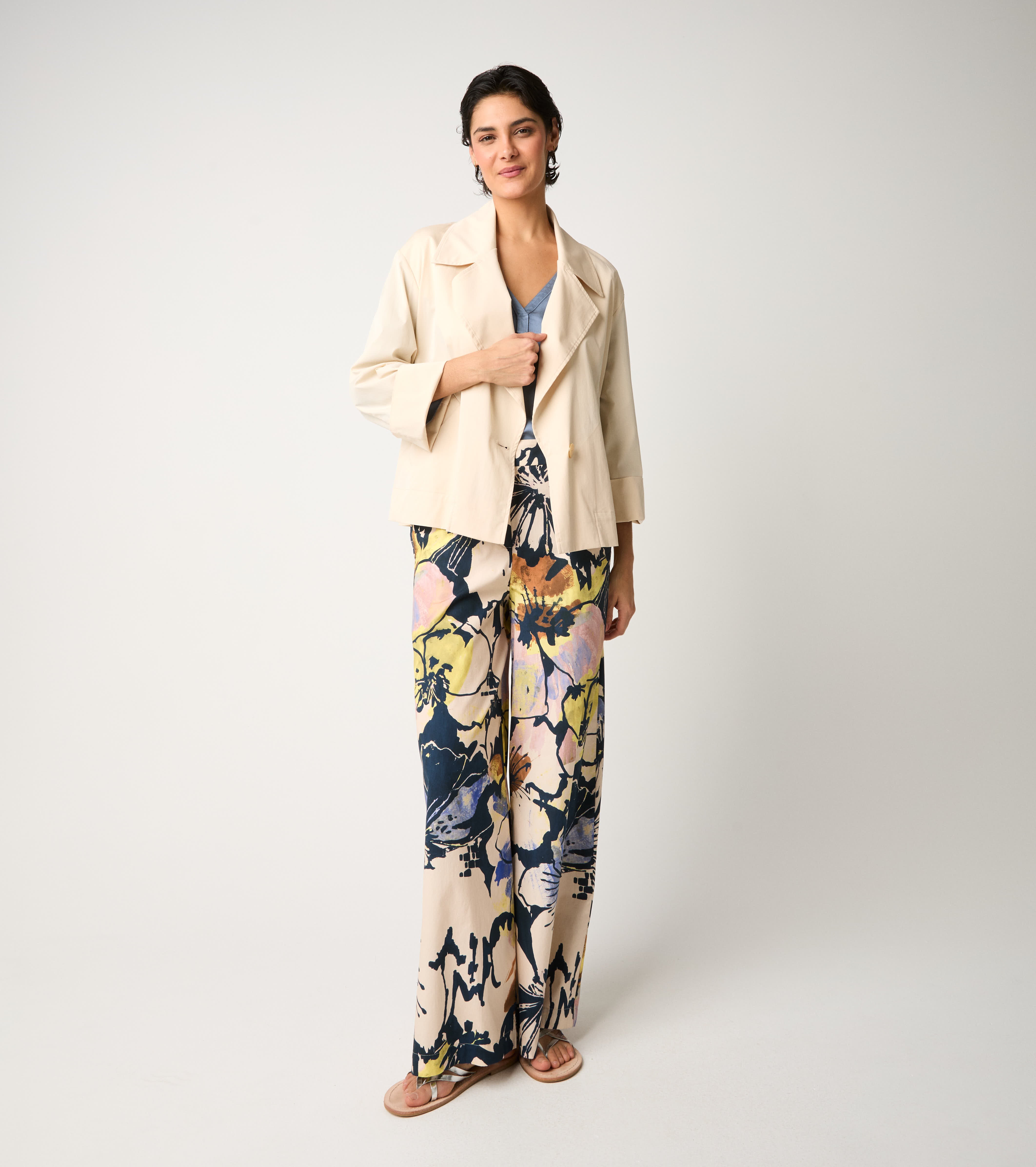 Single-breasted blazer with wine pockets