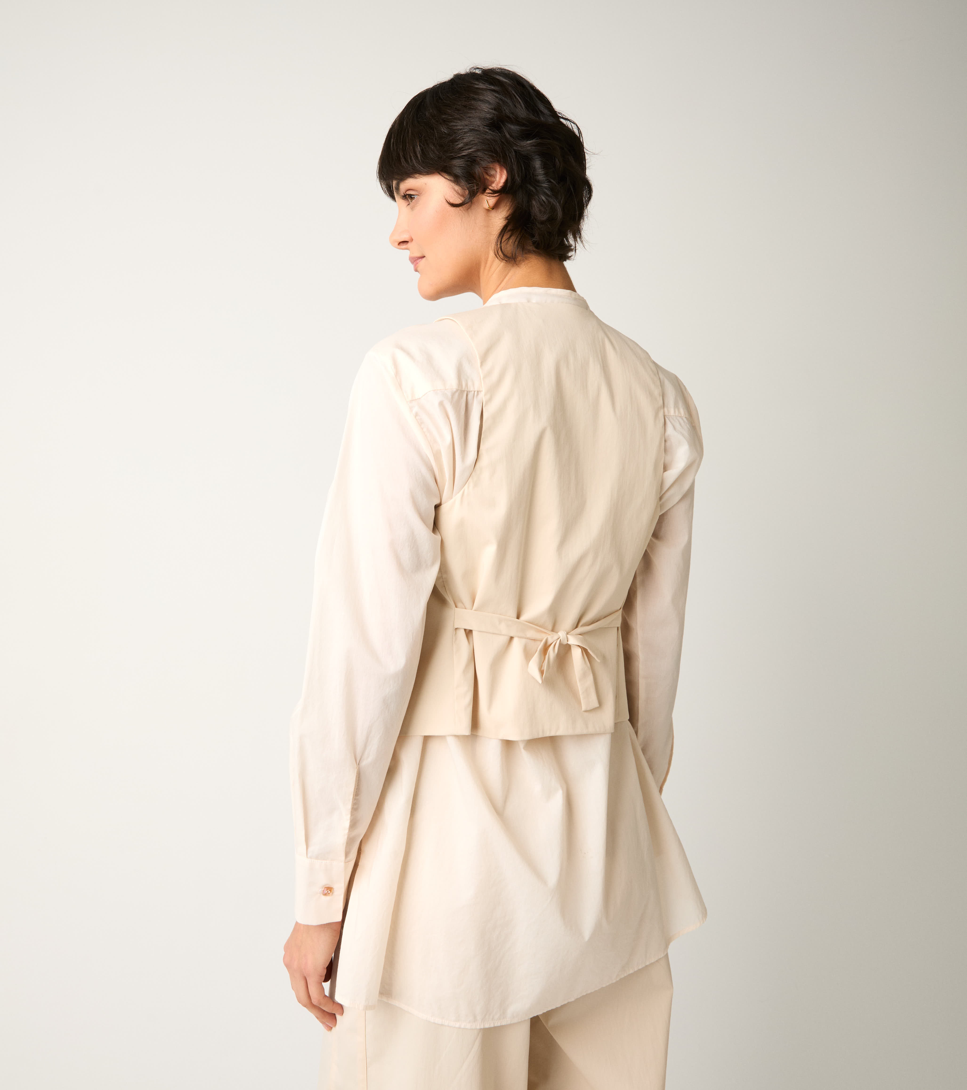 Gilet con bottoni e scollo a V wine