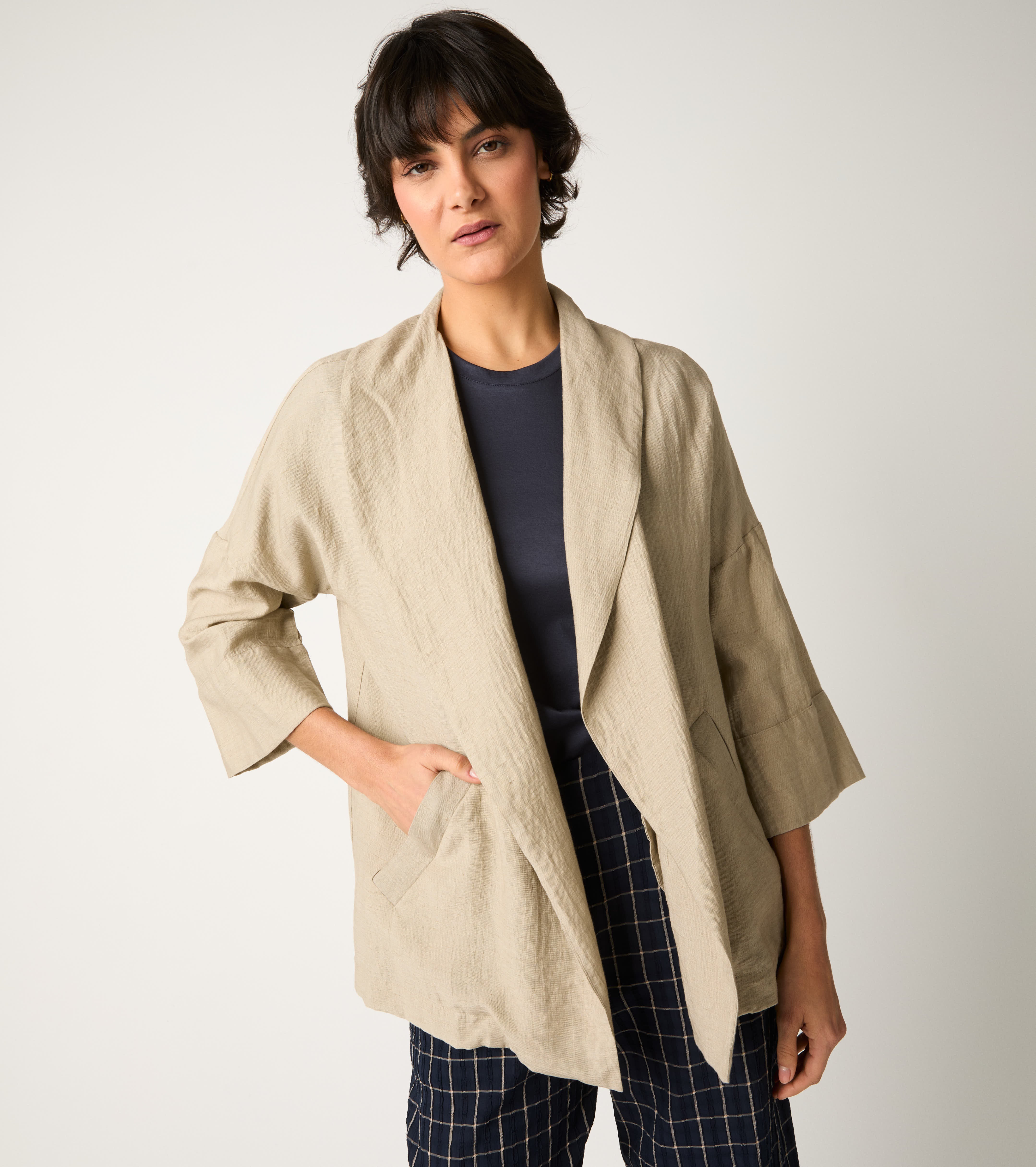 Jacket with three-quarter sleeves stoneware