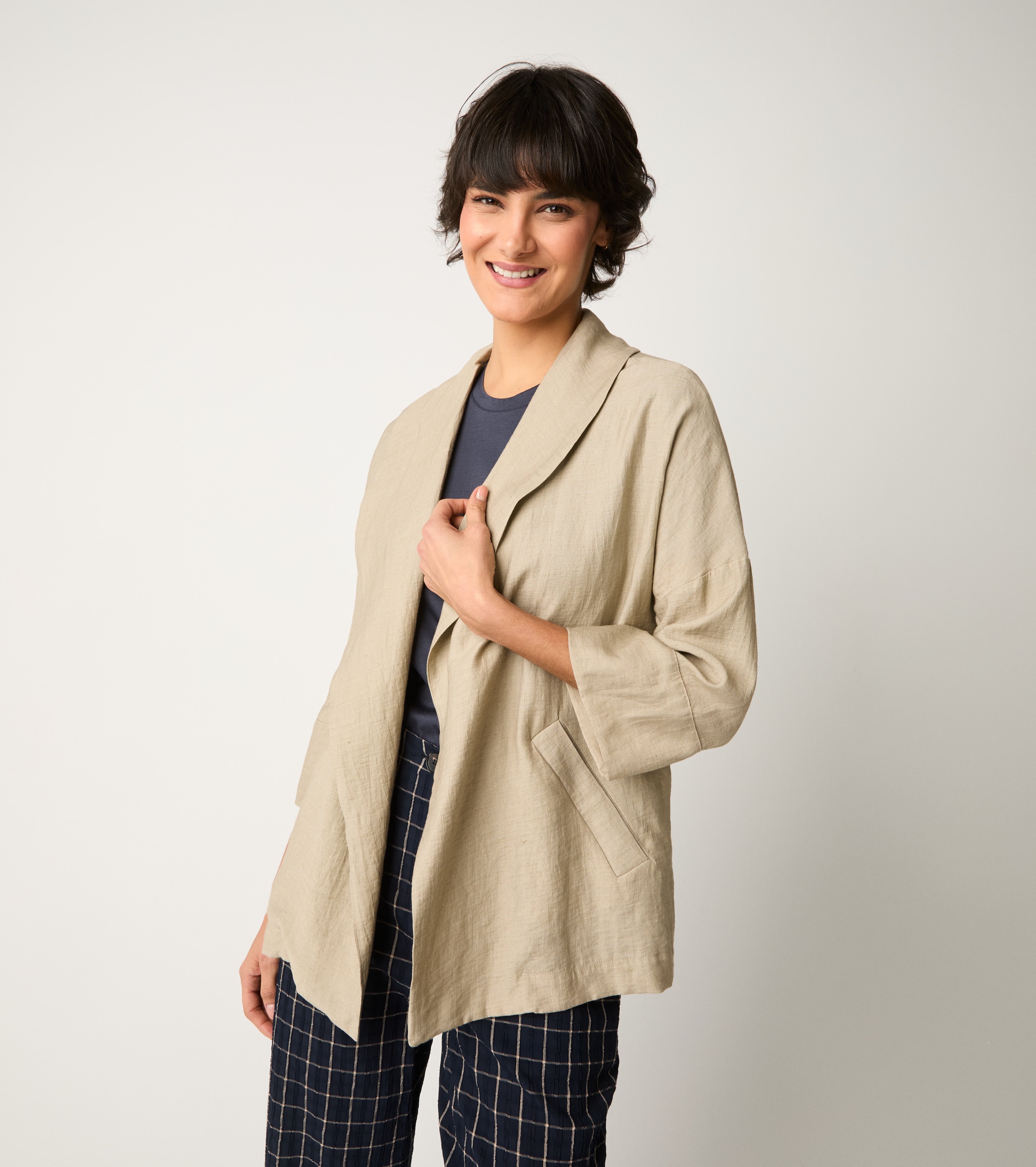 Jacket with three-quarter sleeves stoneware