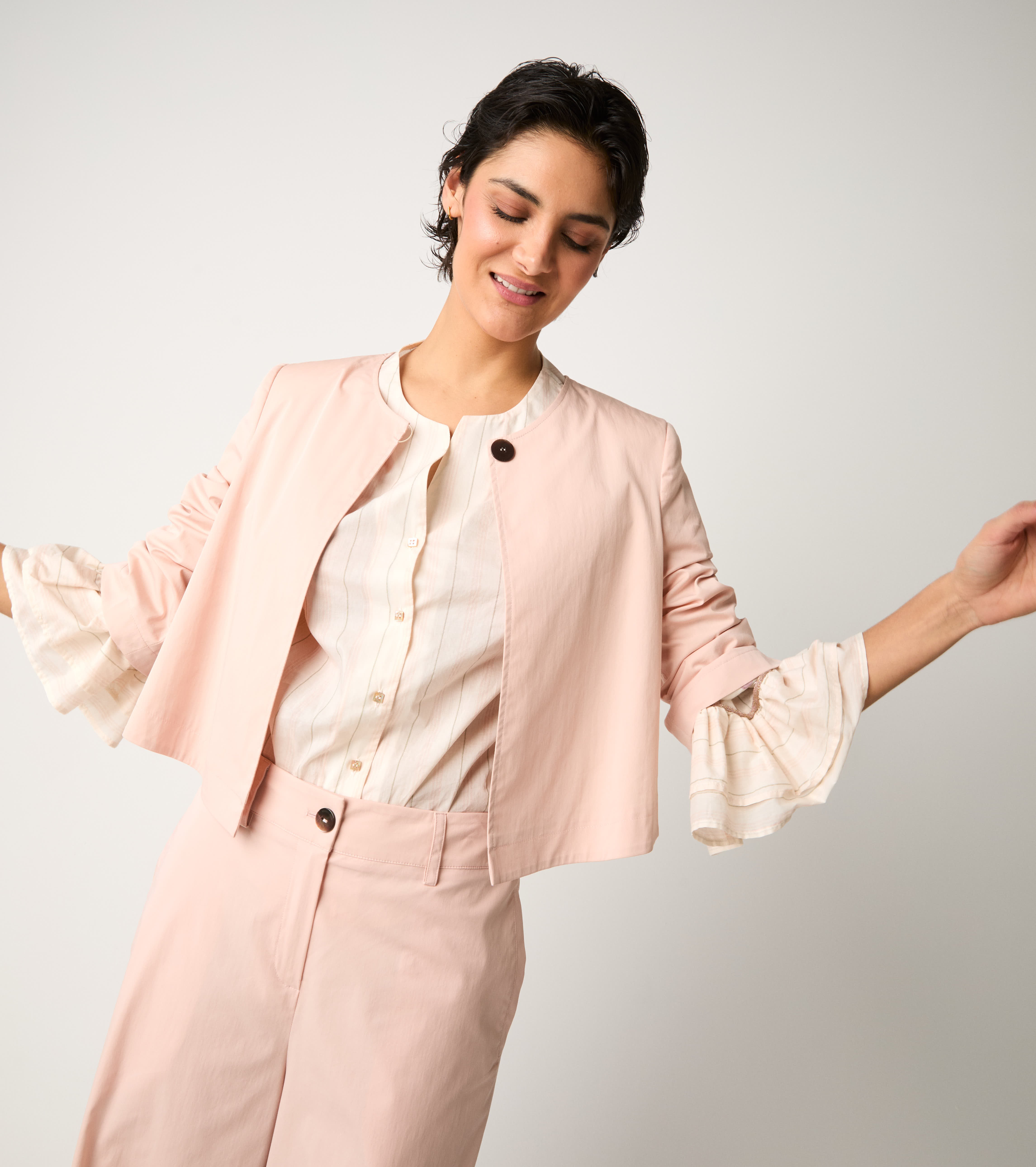 Giacca cropped con maniche a tre quarti blush