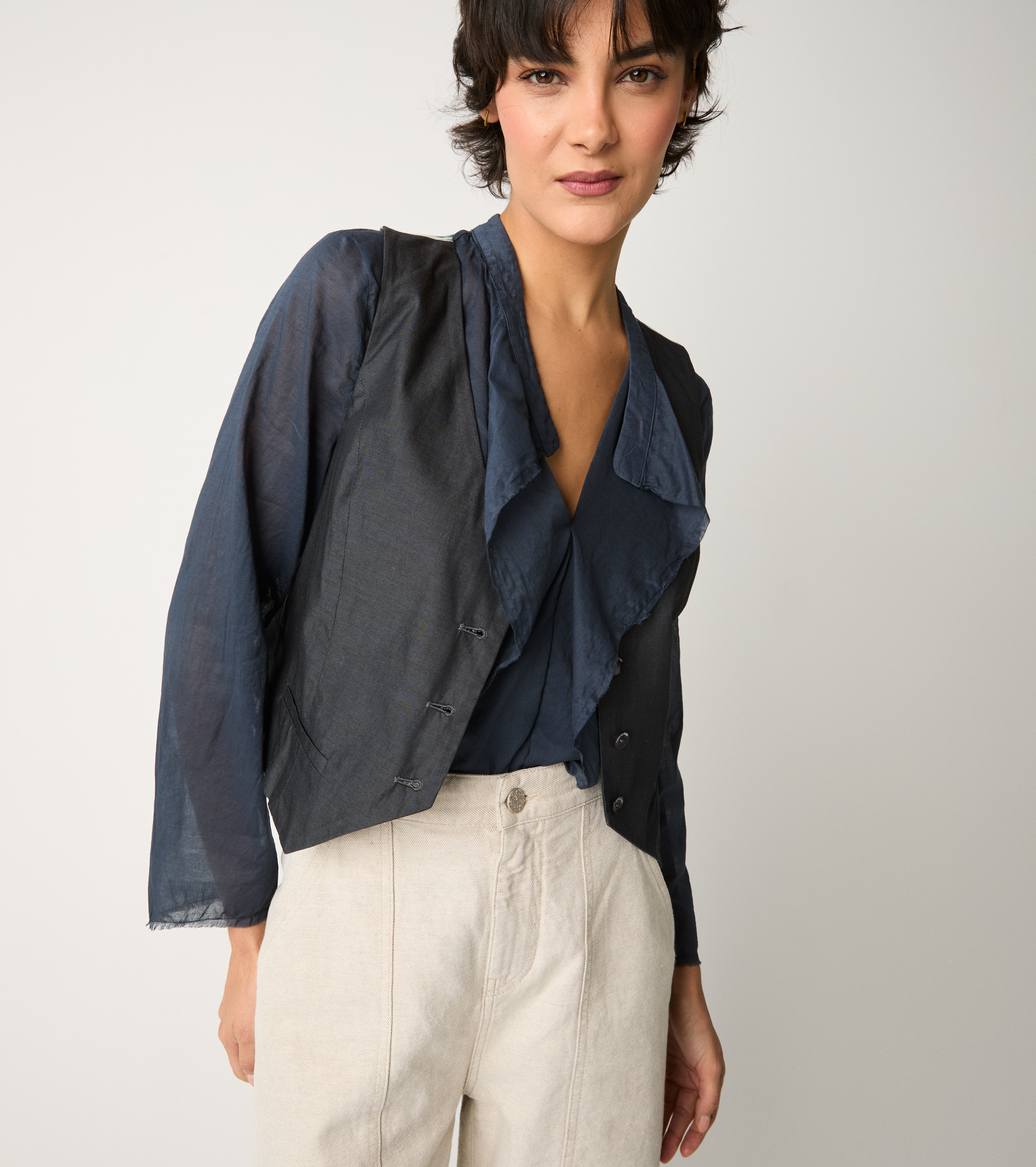 Gilet con scollo a V e tasche mezzanotte