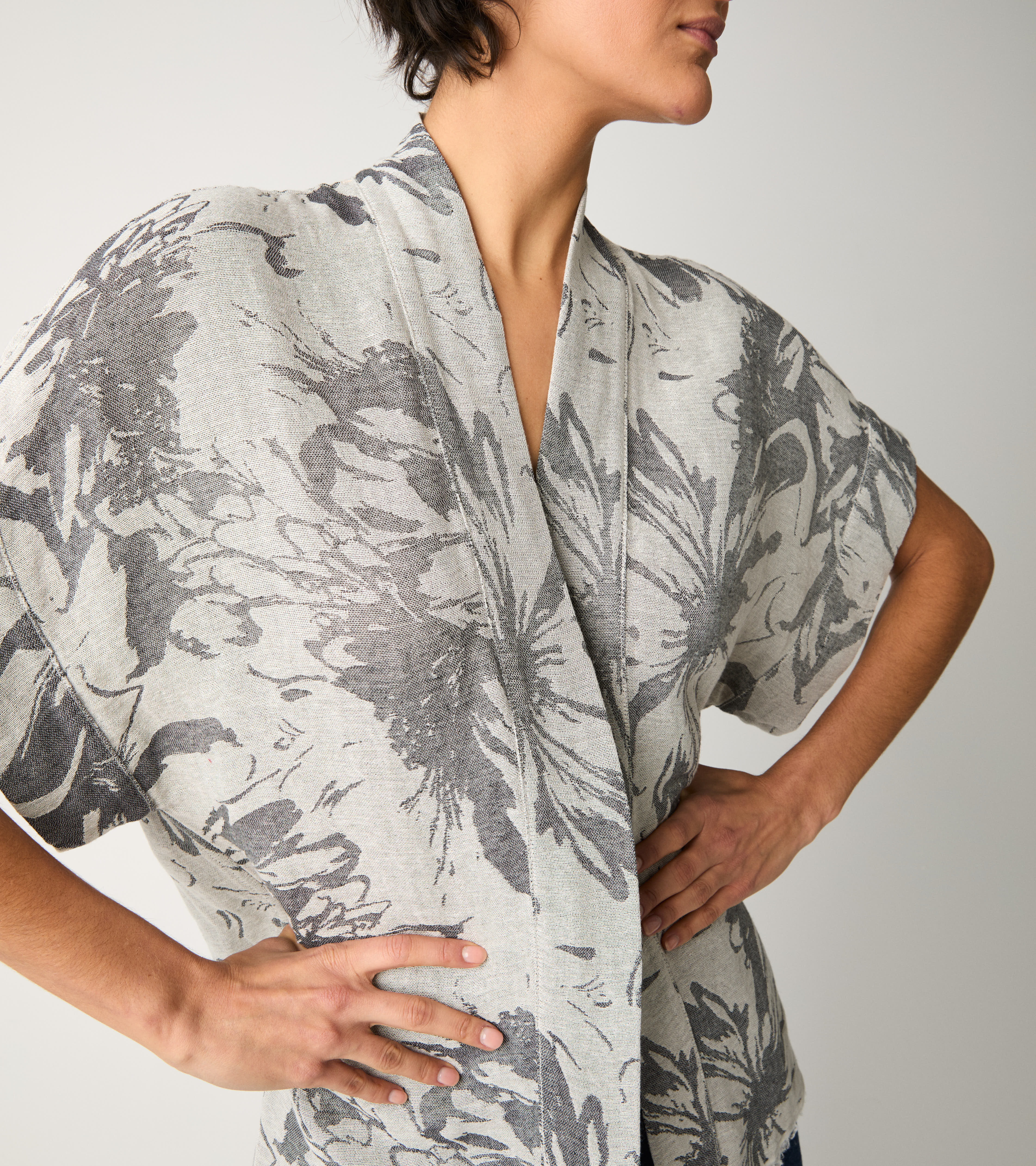 Giacca kimono in cotone floreale sabbia
