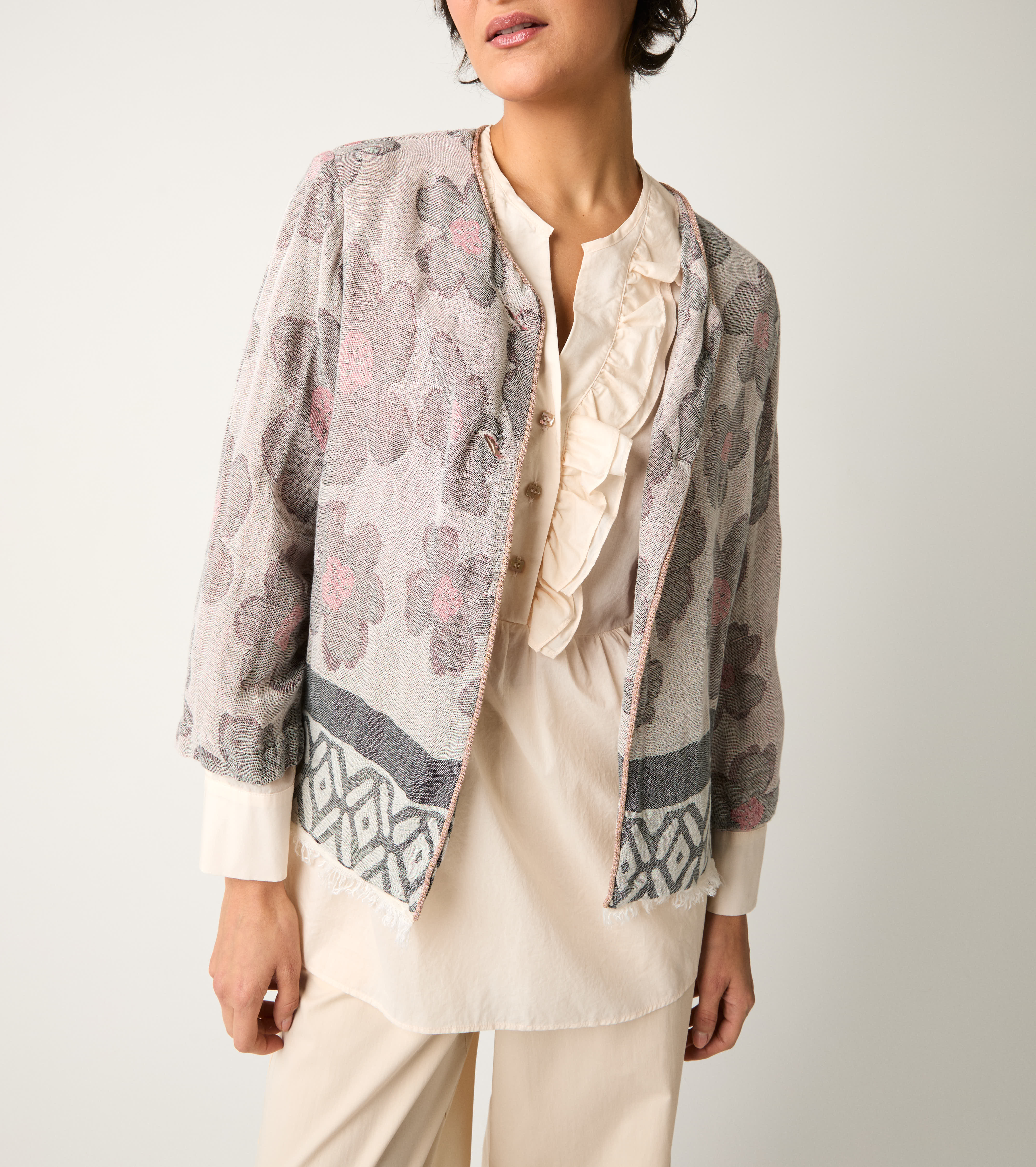 Jacquard jacket with sand buttons