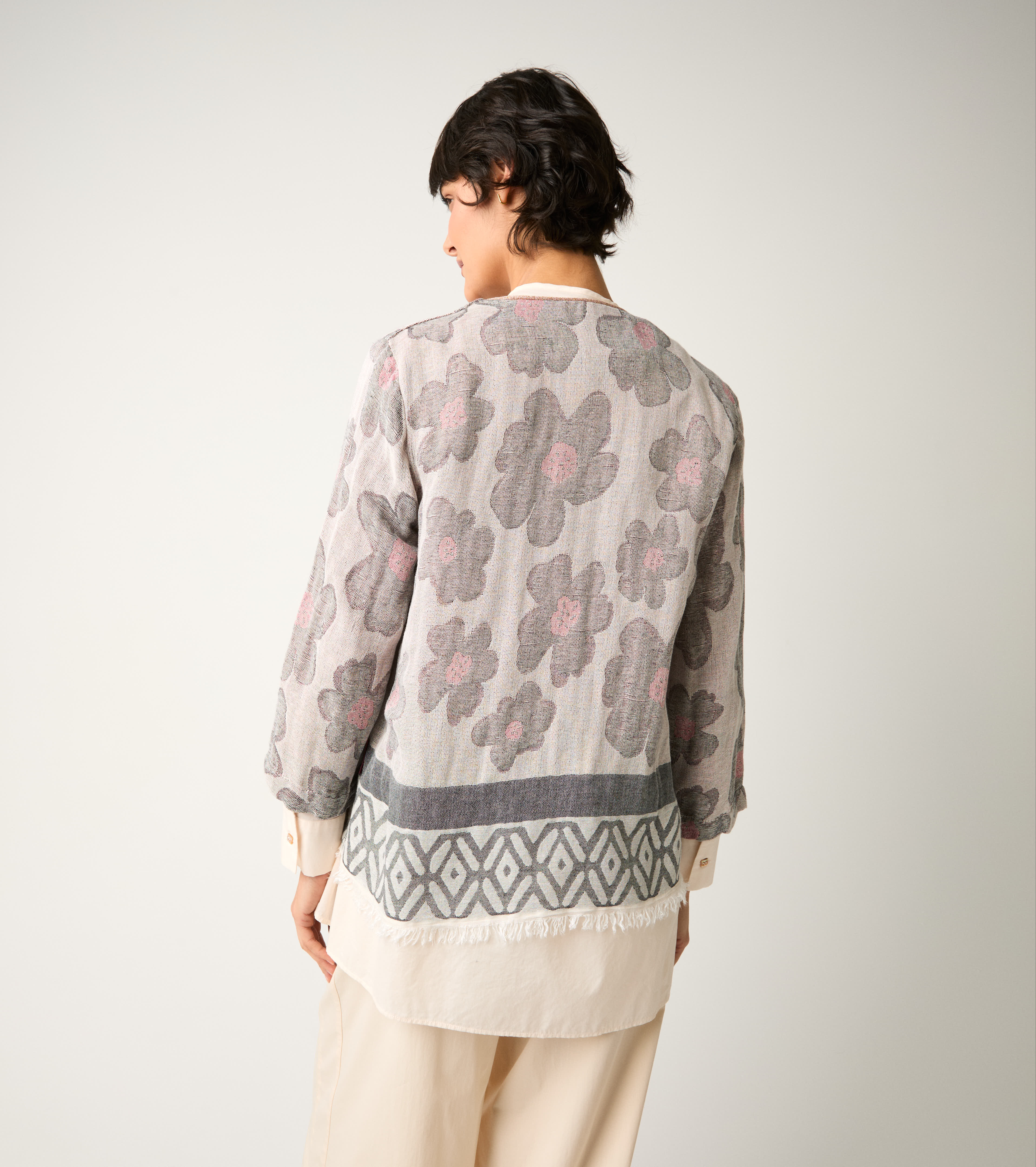 Jacquard jacket with sand buttons