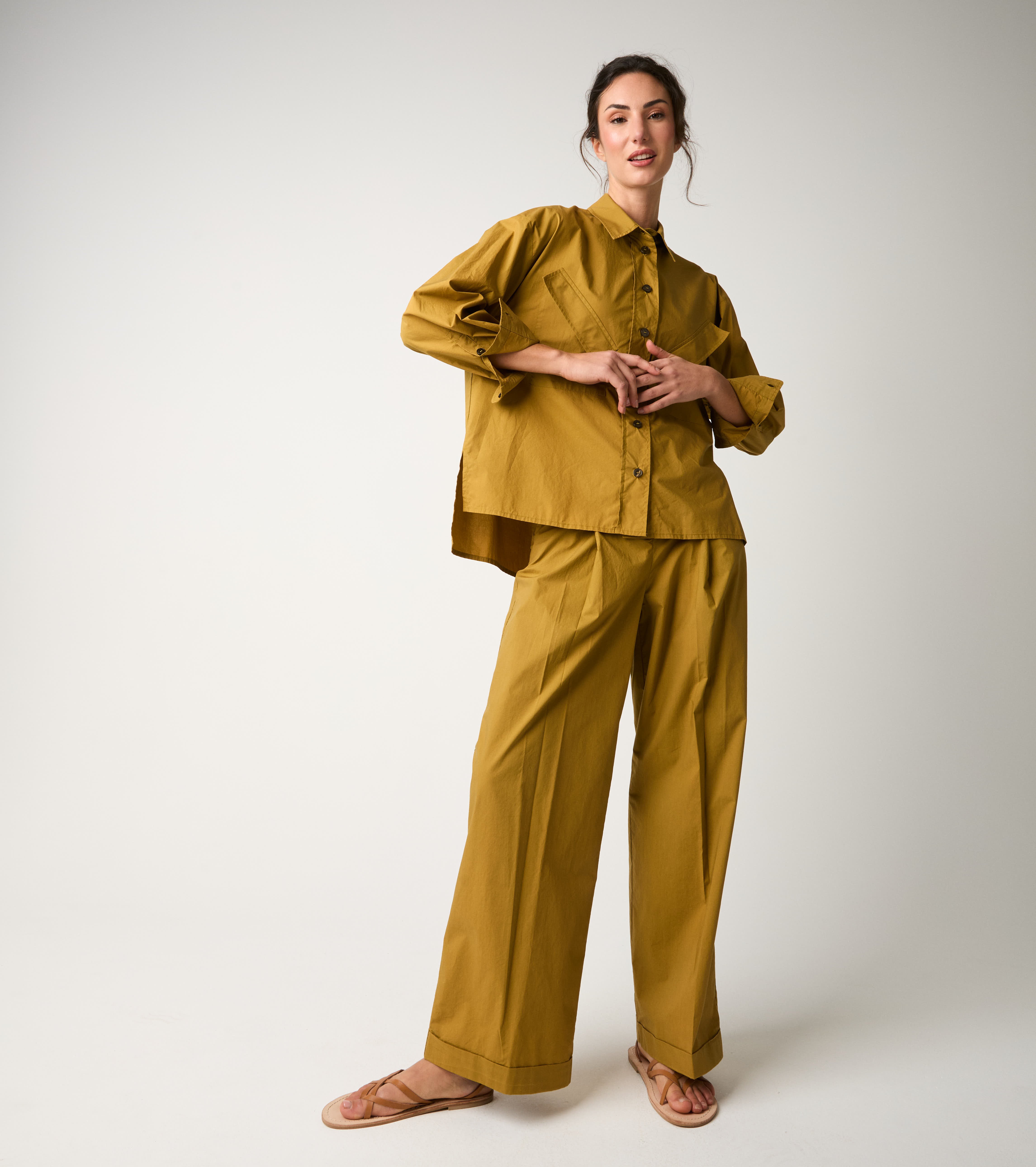 Camicia in popeline con taschini evo