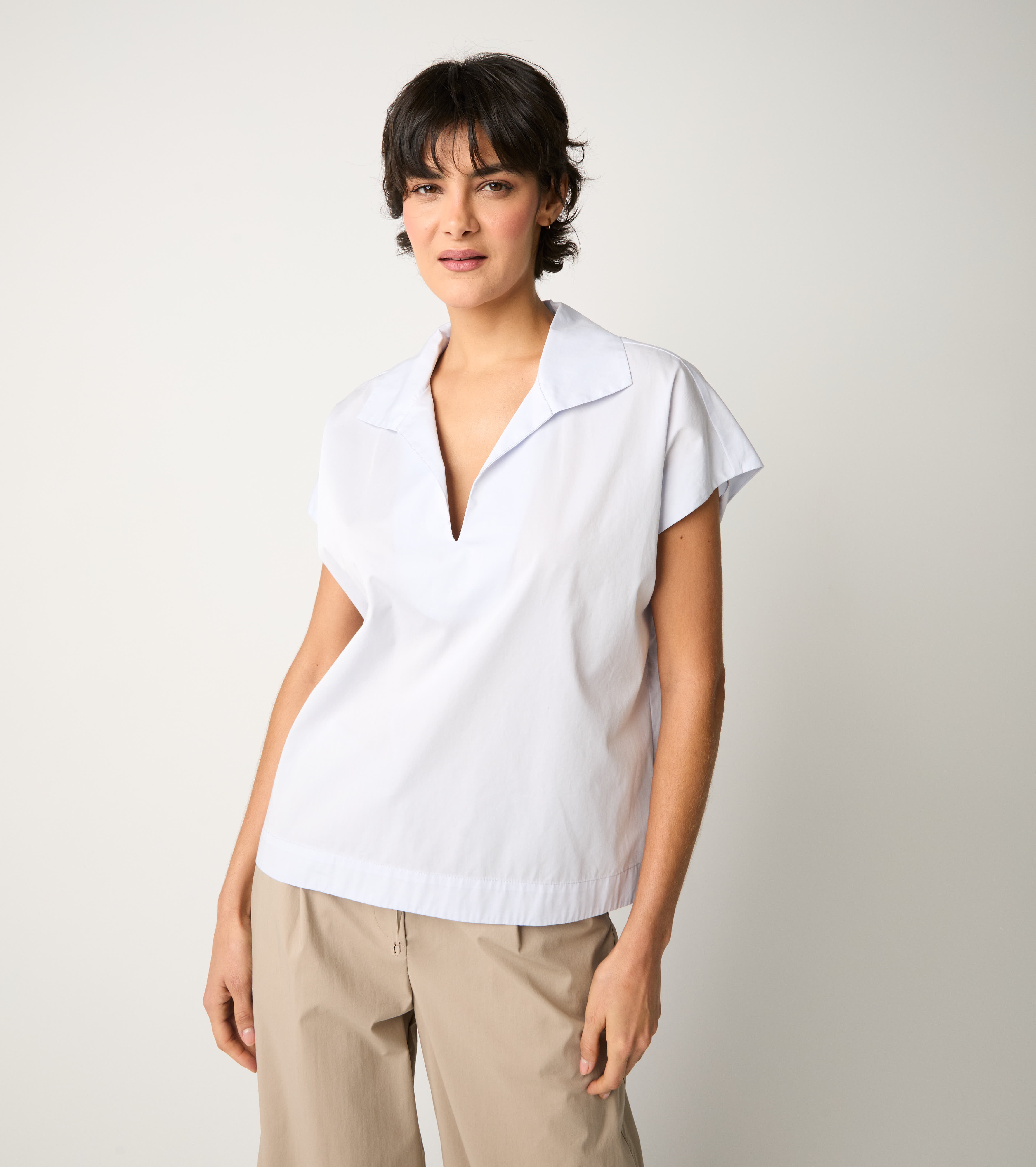 Блуза с ръкави с кристални крила