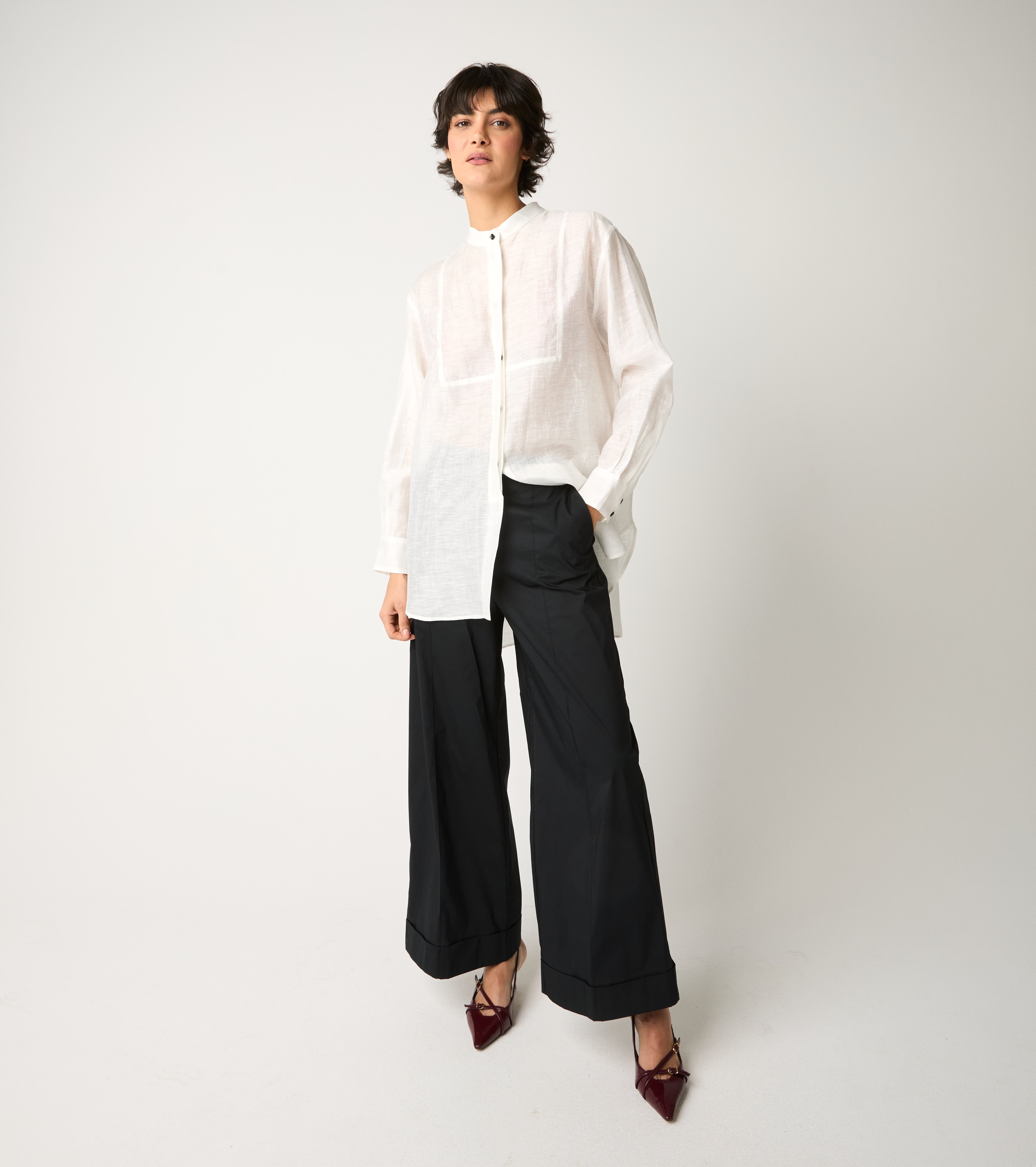 Shirt with natural mandarin collar