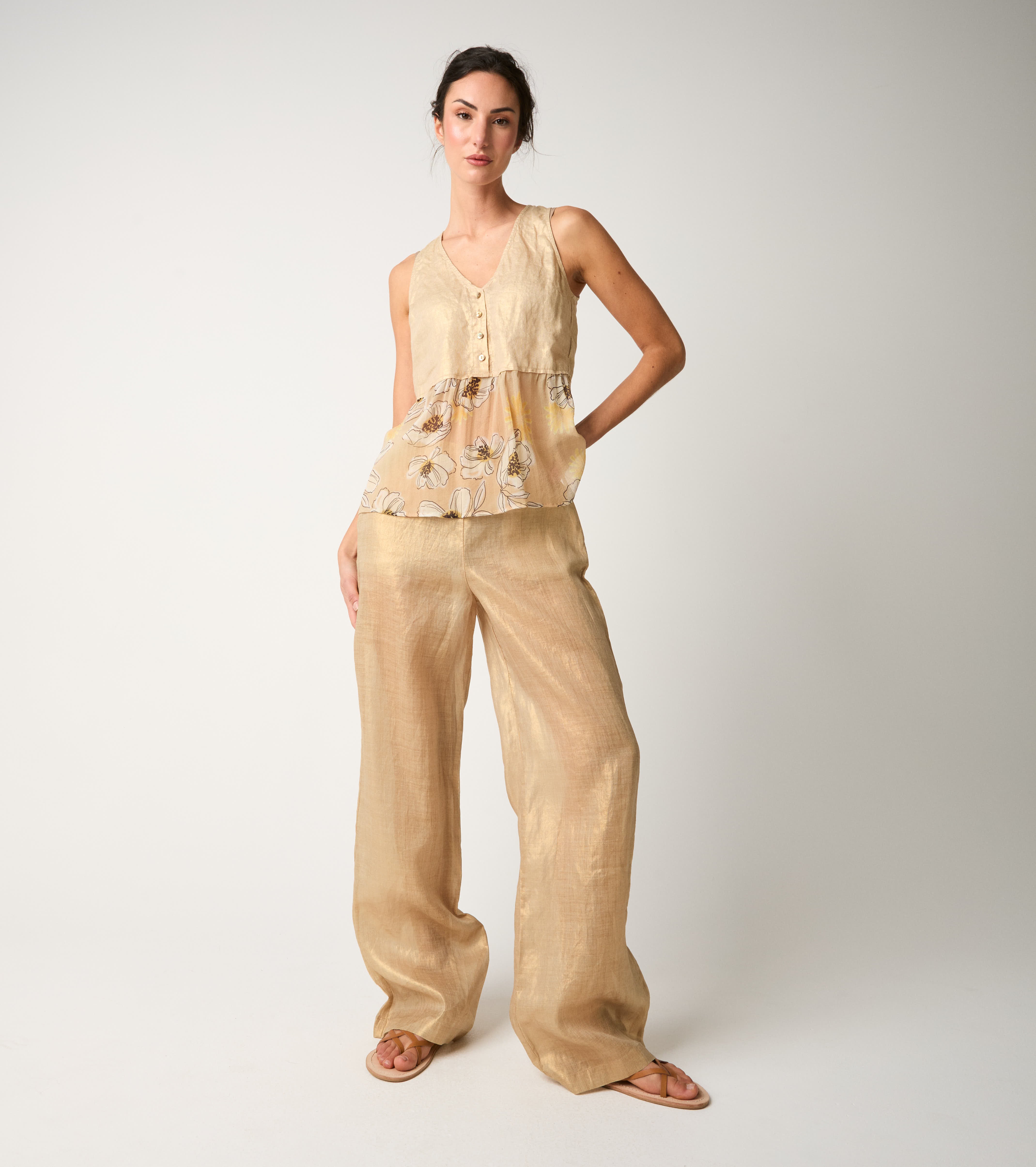 Top con stampa floreale oro